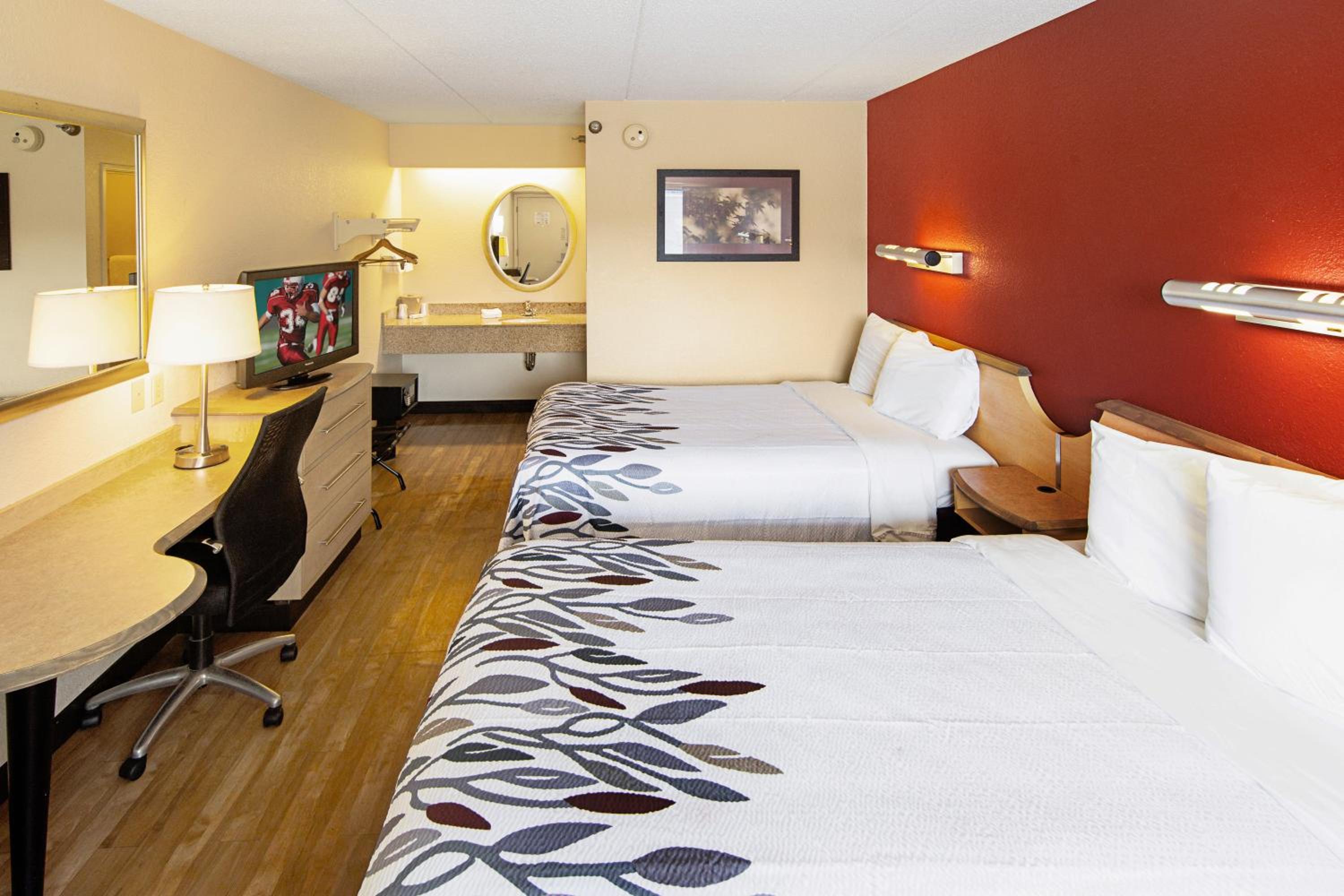 Jessup Vacations - Red Roof Inn Washington DC - Columbia/Fort Meade - Property Image 18