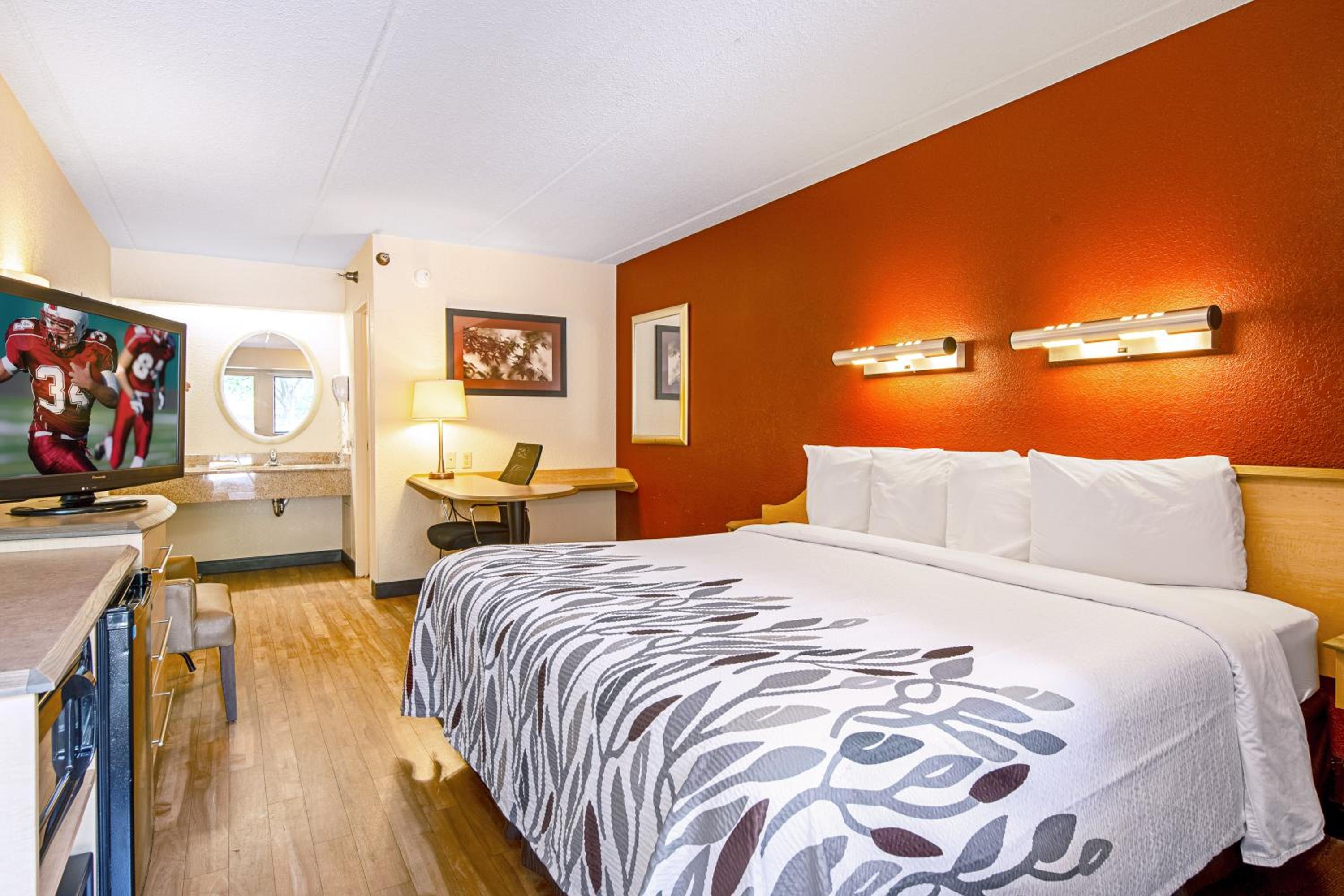 Jessup Vacations - Red Roof Inn Washington DC - Columbia/Fort Meade - Property Image 20