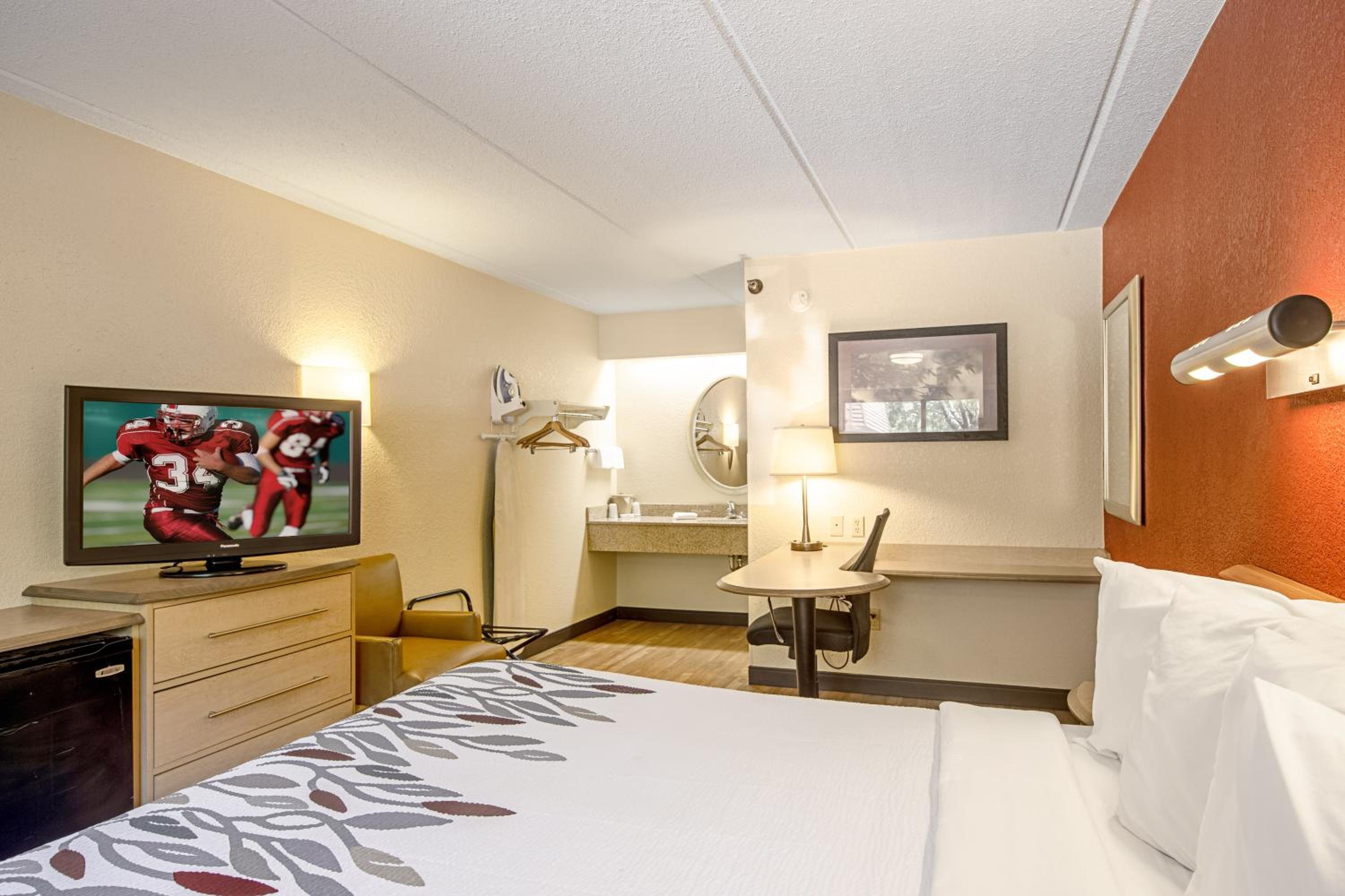 Jessup Vacations - Red Roof Inn Washington DC - Columbia/Fort Meade - Property Image 22
