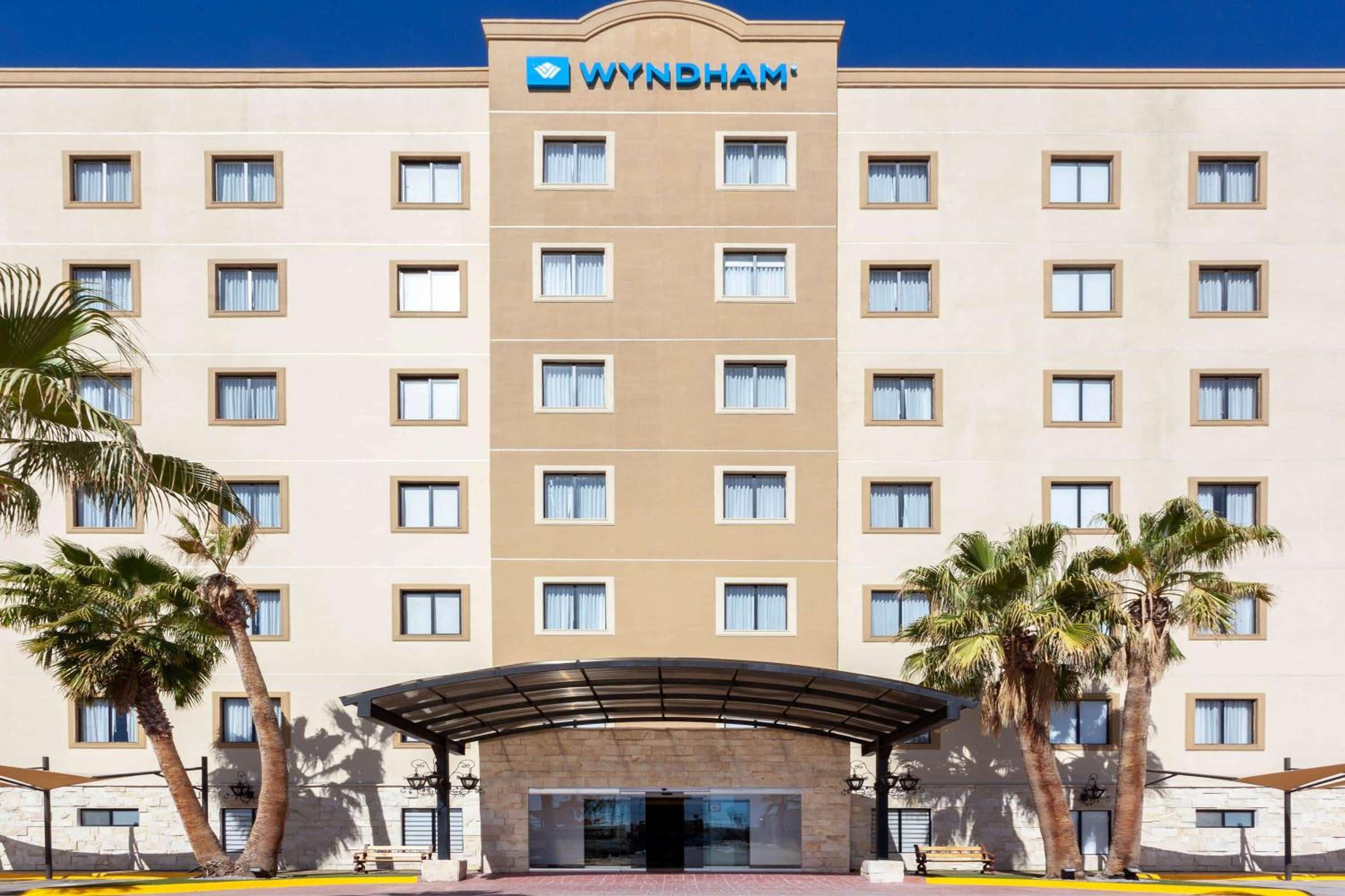 Torreon Vacations - Wyndham Torreon - Property Image 1