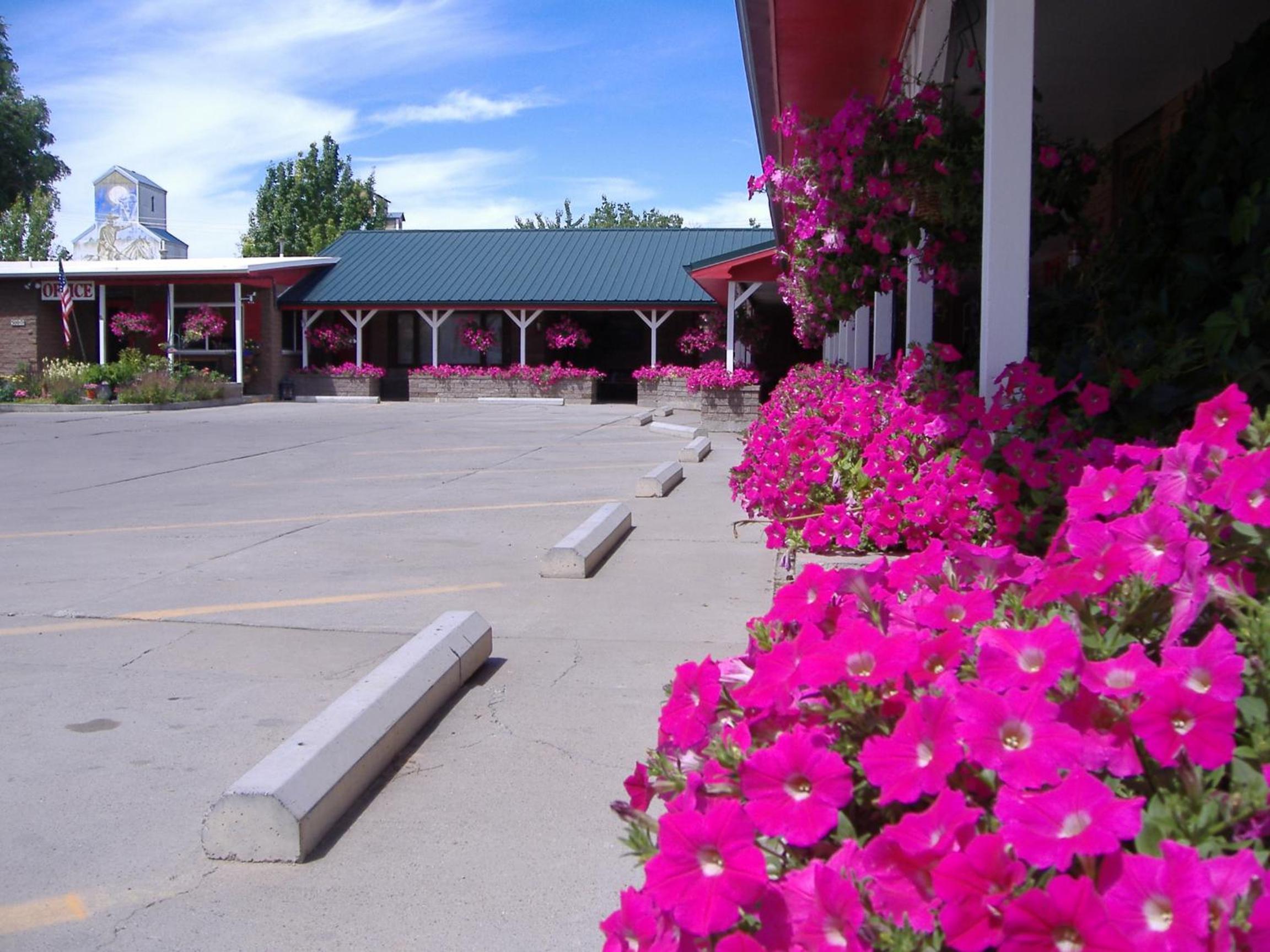 Greybull Motel view 2