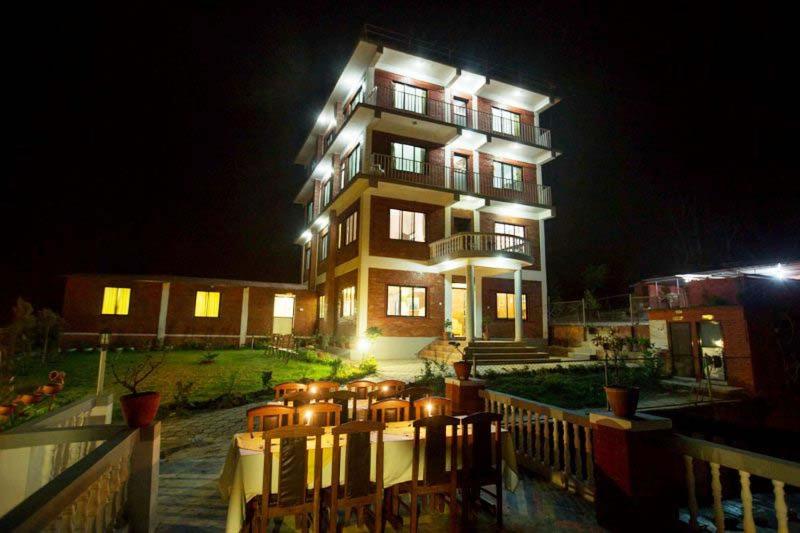Sojourn Himalaya Resort Dhulikhel view 3