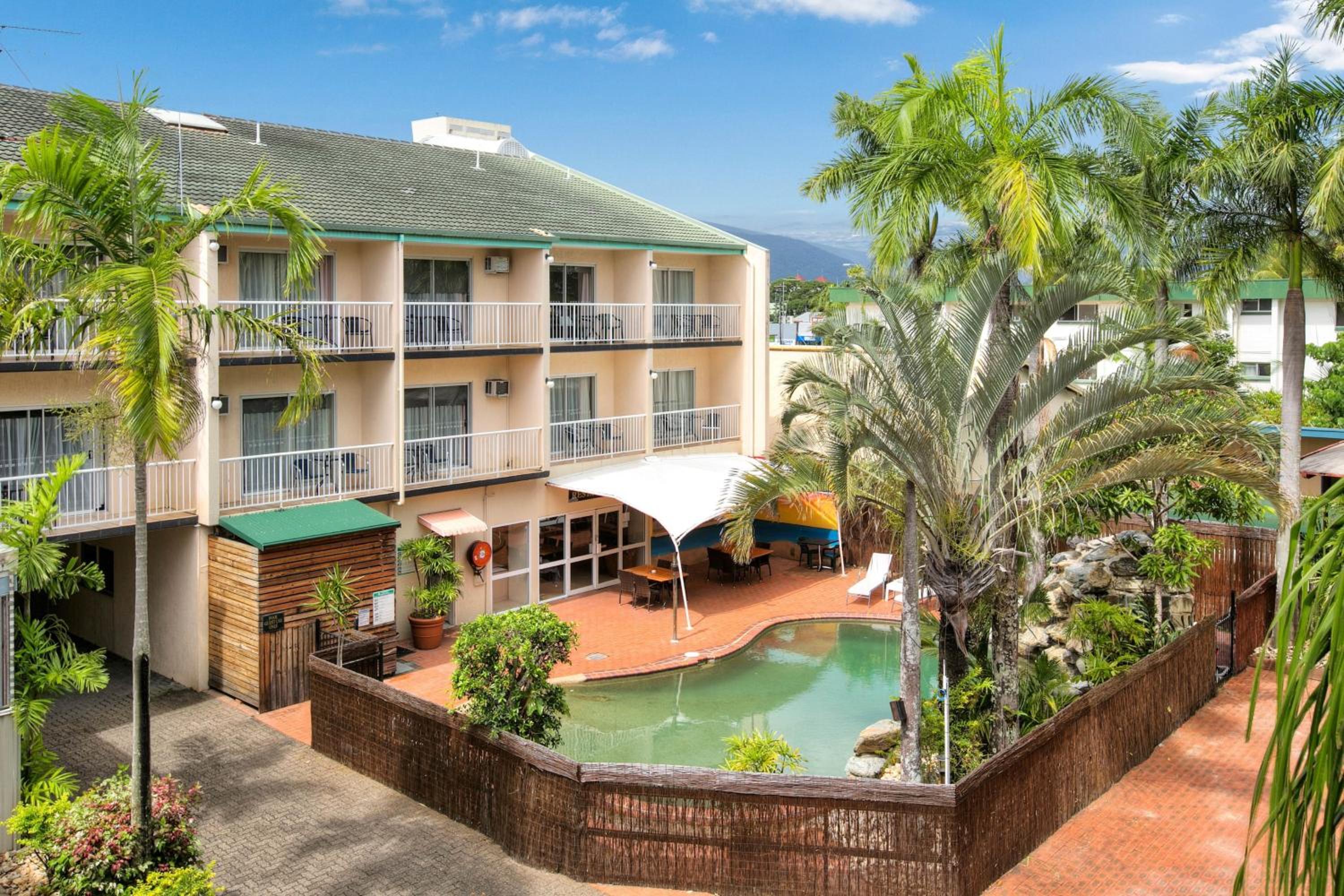 Cairns City Sheridan Motel view 3