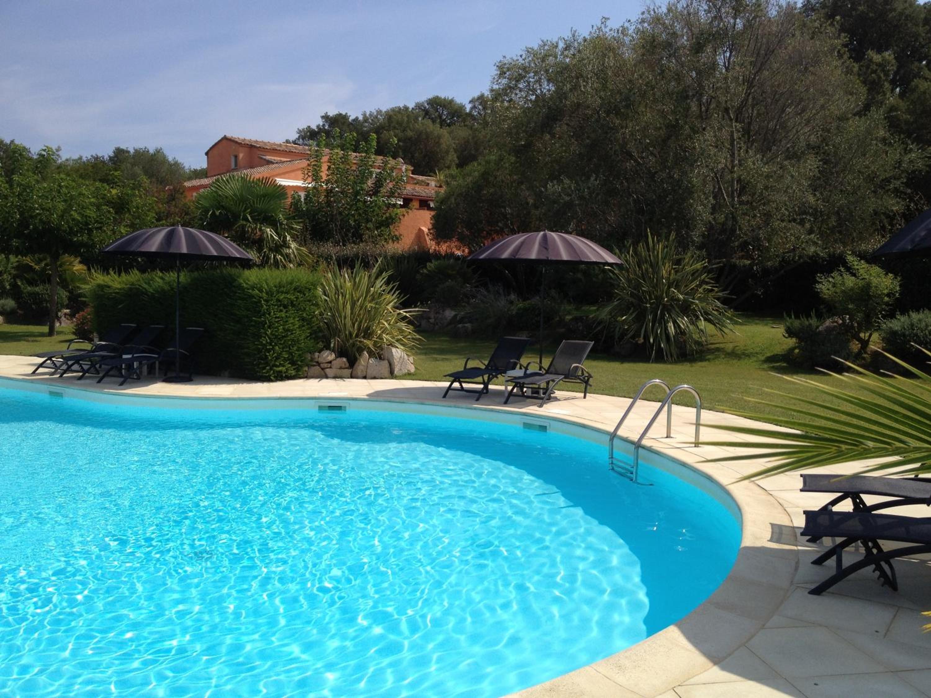 Residence Les Jardins de Sainte-Lucie "Piscine chauffée" view 5