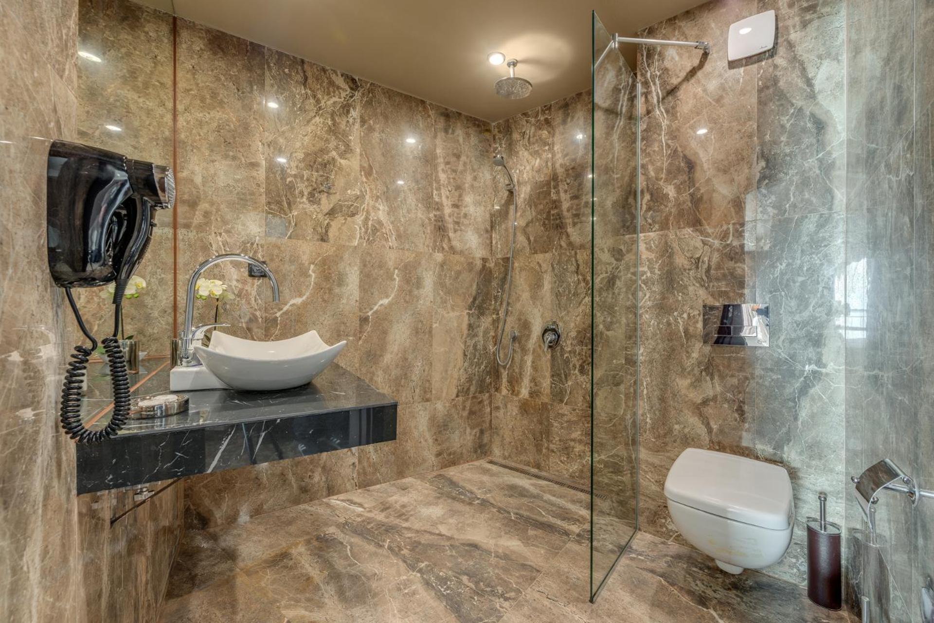 Grand Hotel Sveti Vlas - Fitness & SPA Hotel