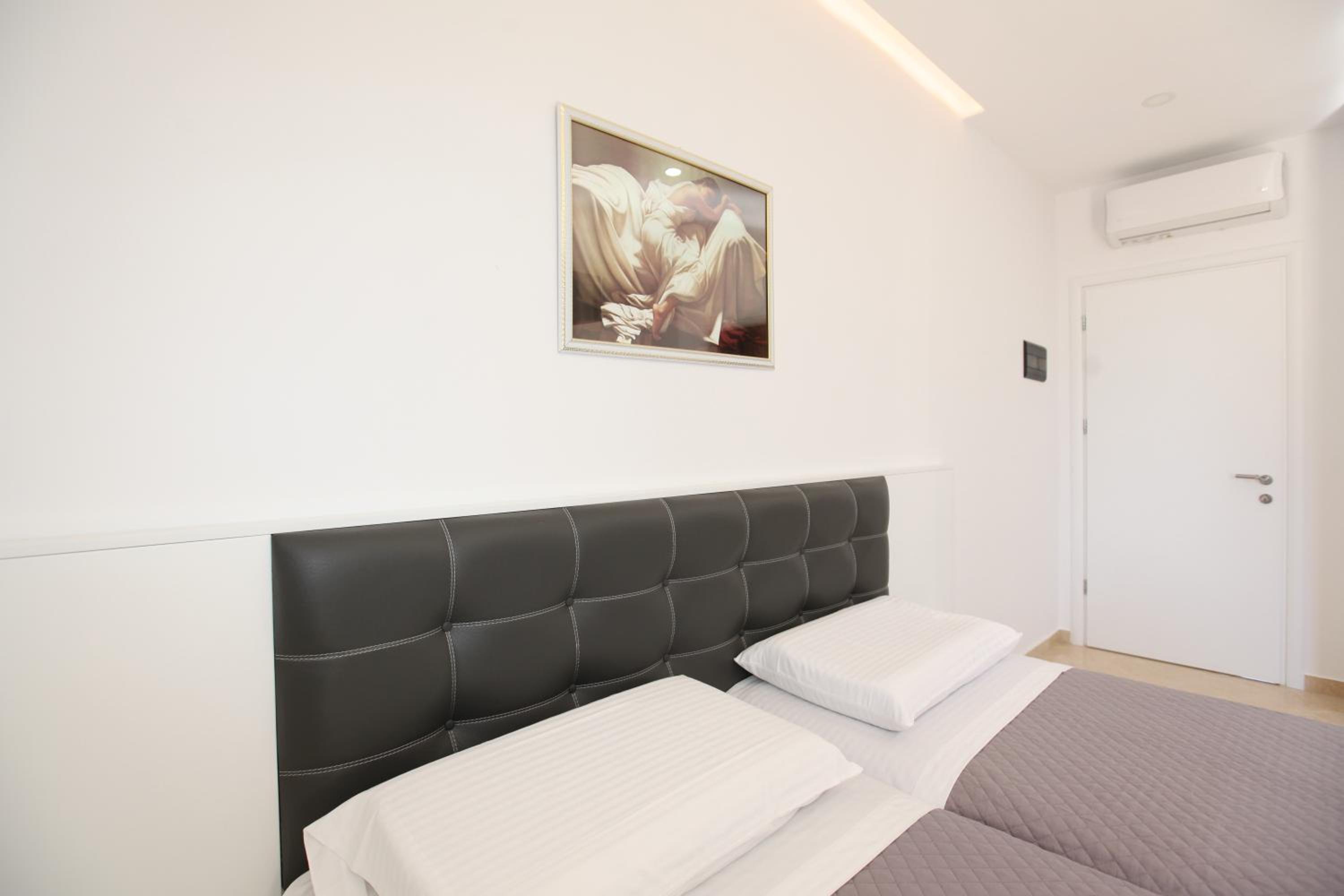 Nika Hotel