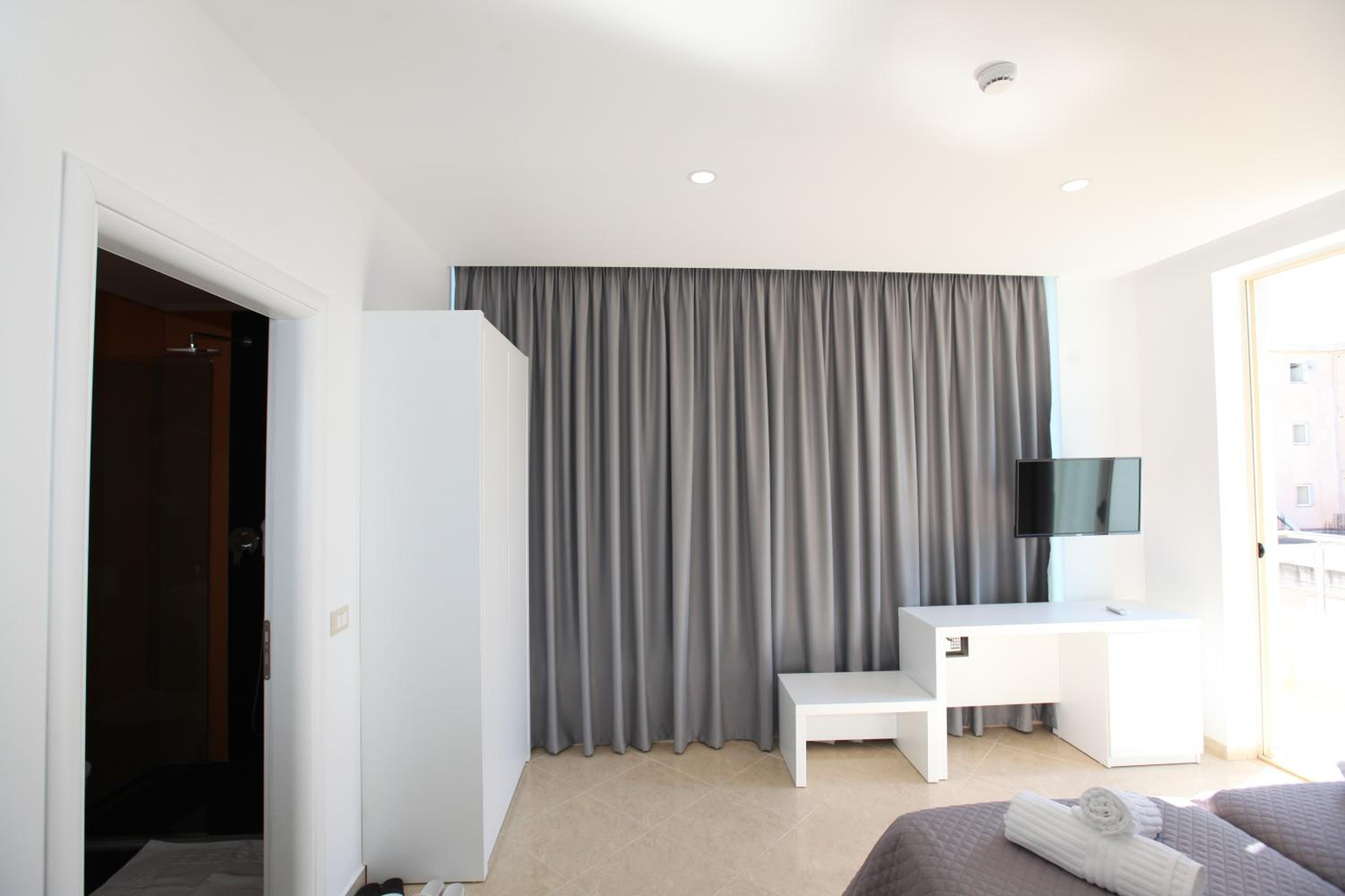 Nika Hotel