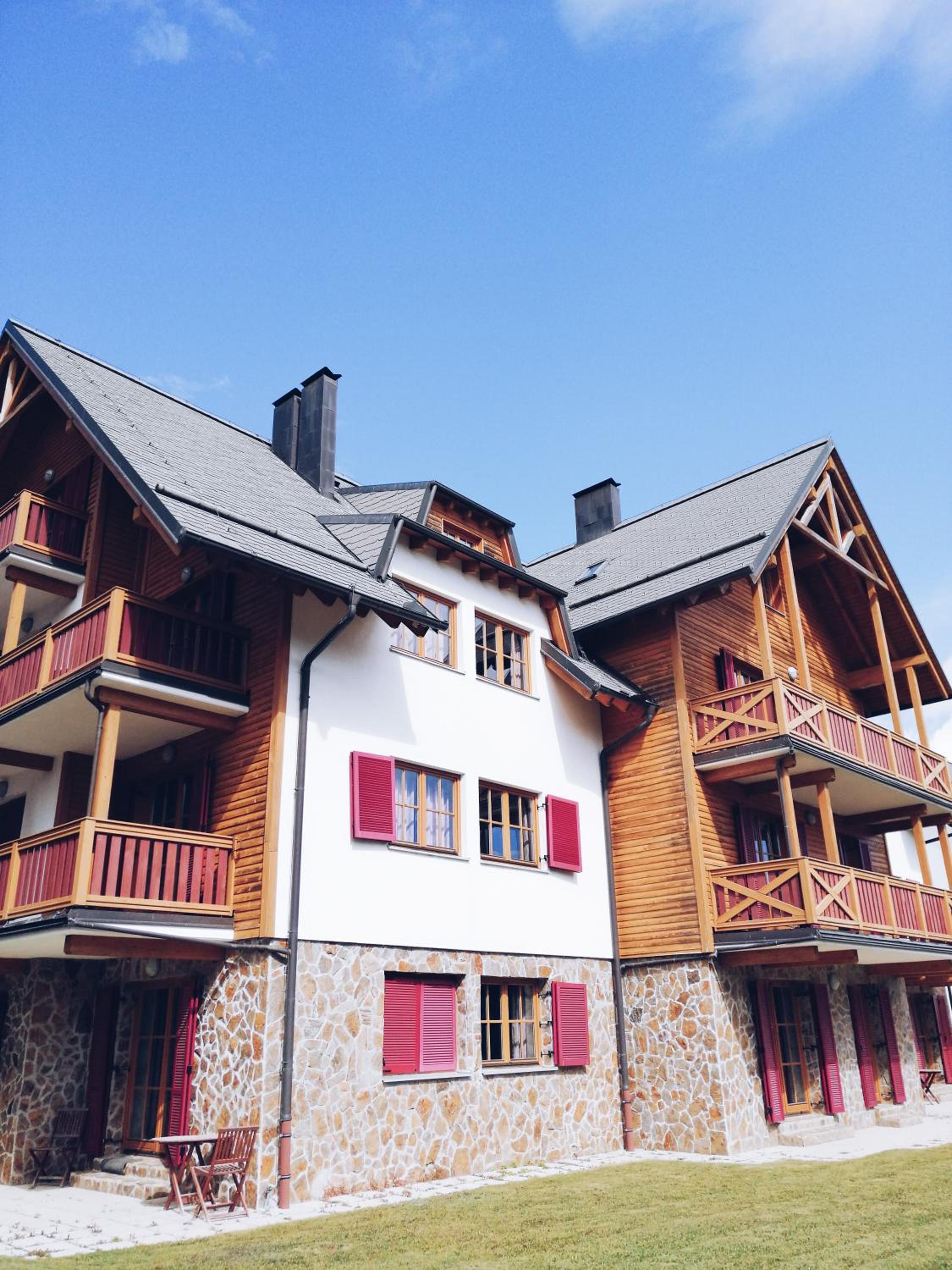 Pohorje Village Wellbeing Resort - Family Apartments Bolfenk