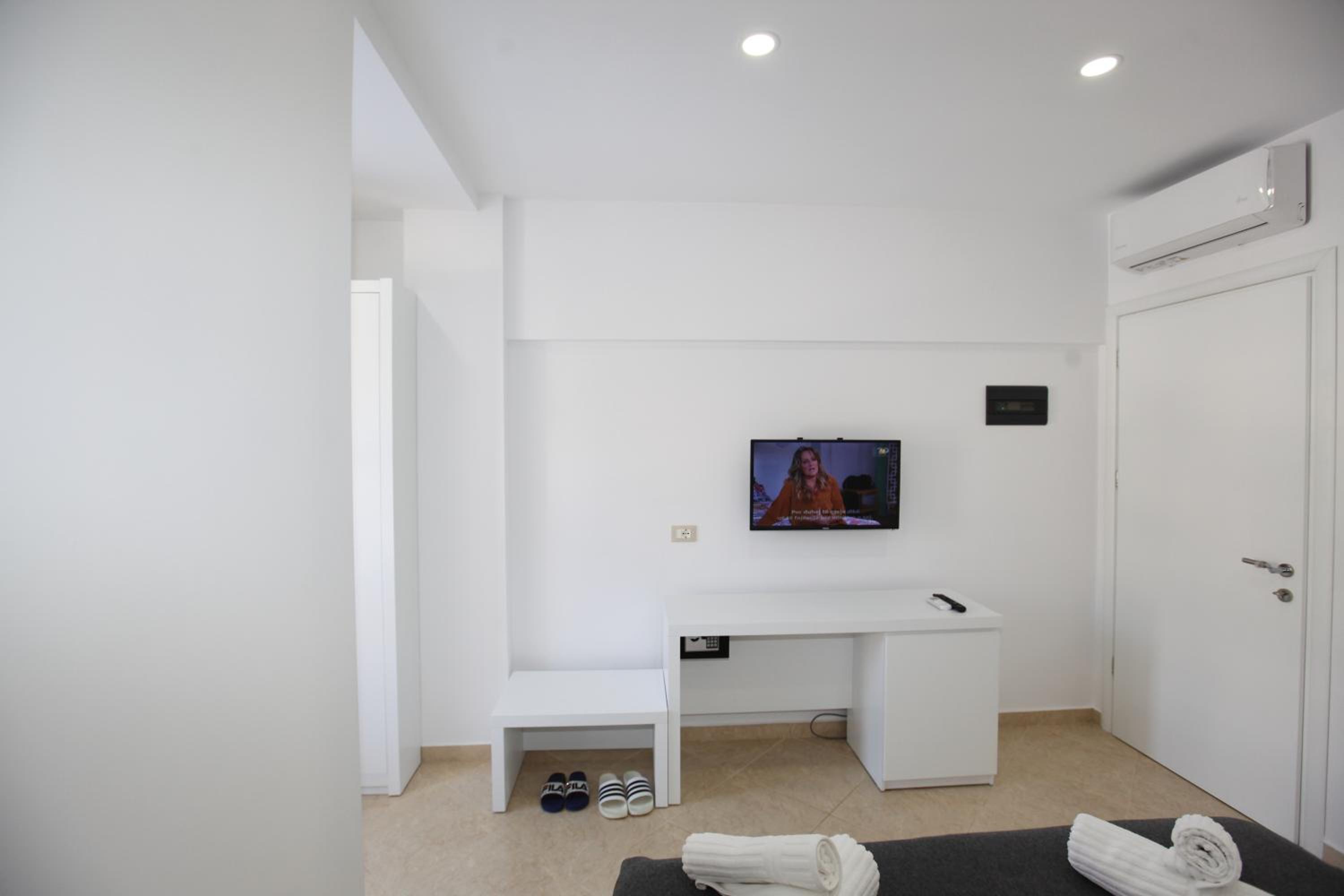 Nika Hotel