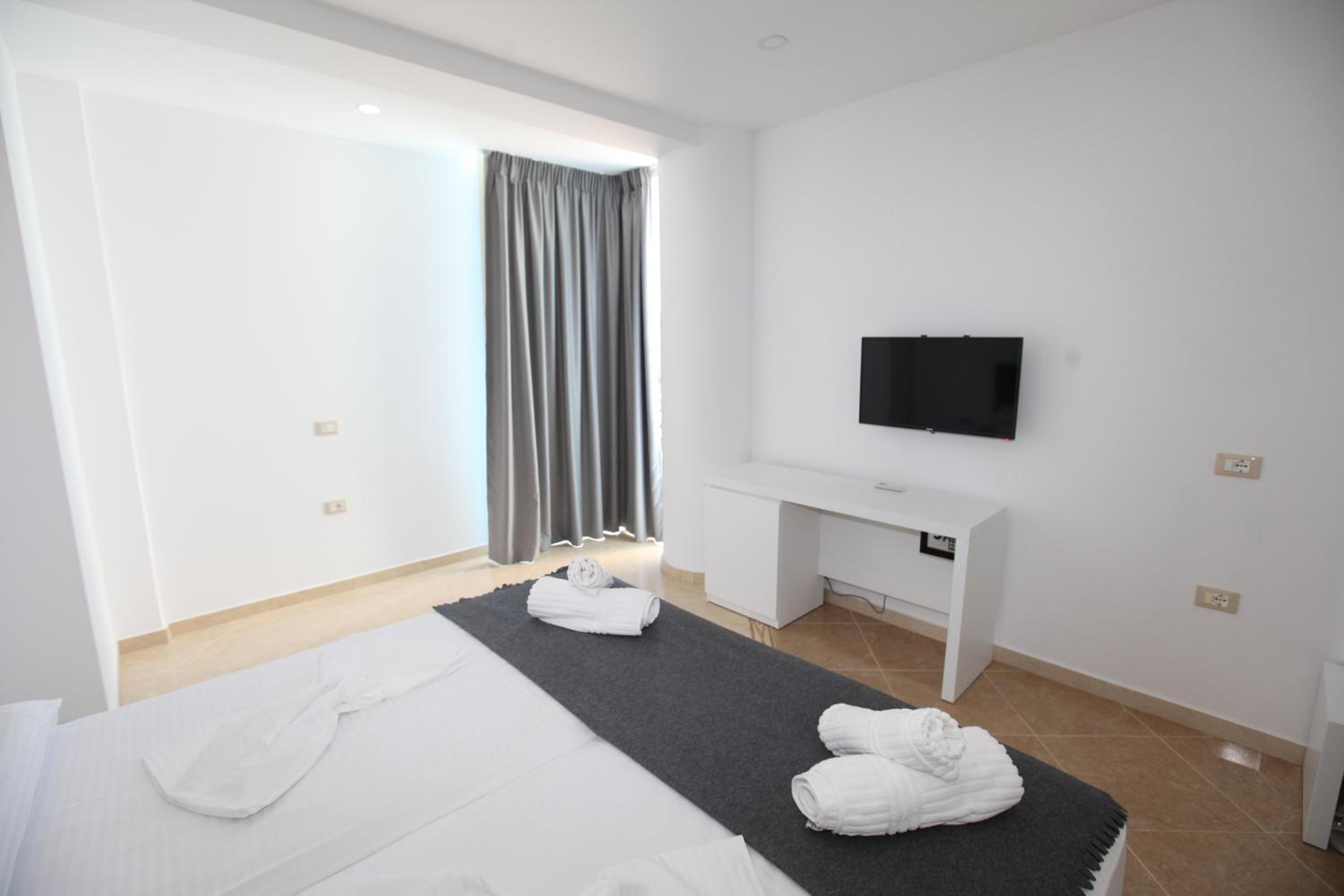 Nika Hotel
