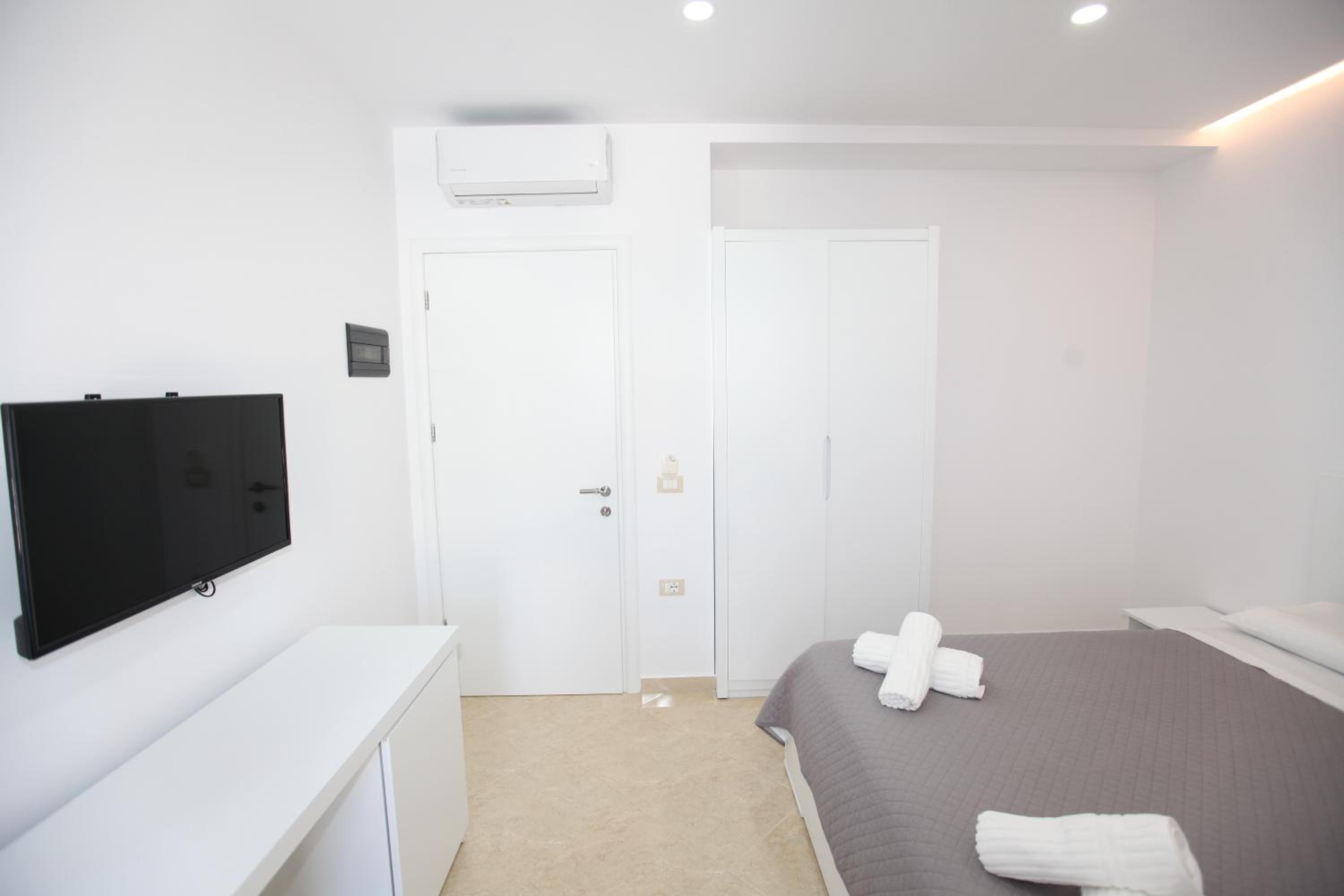 Nika Hotel