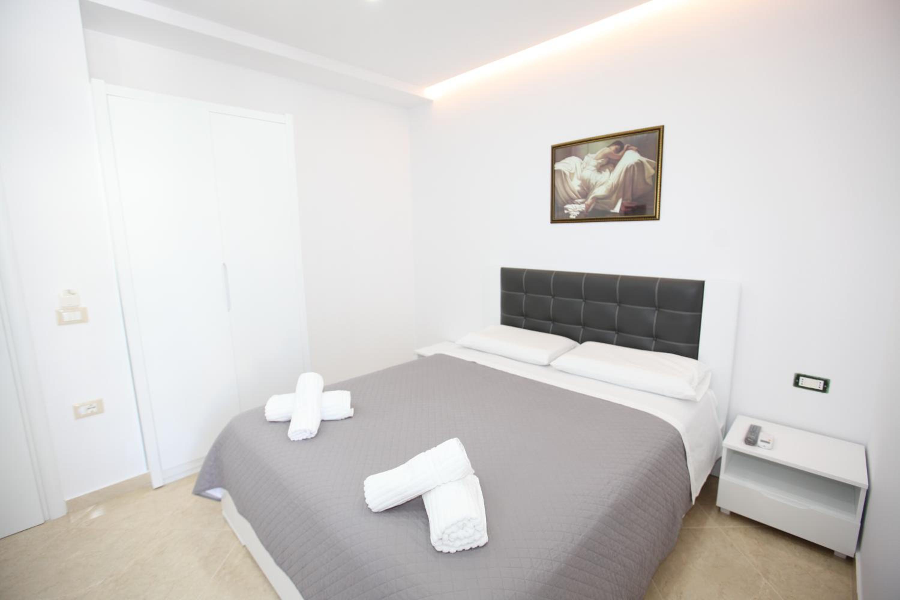 Nika Hotel