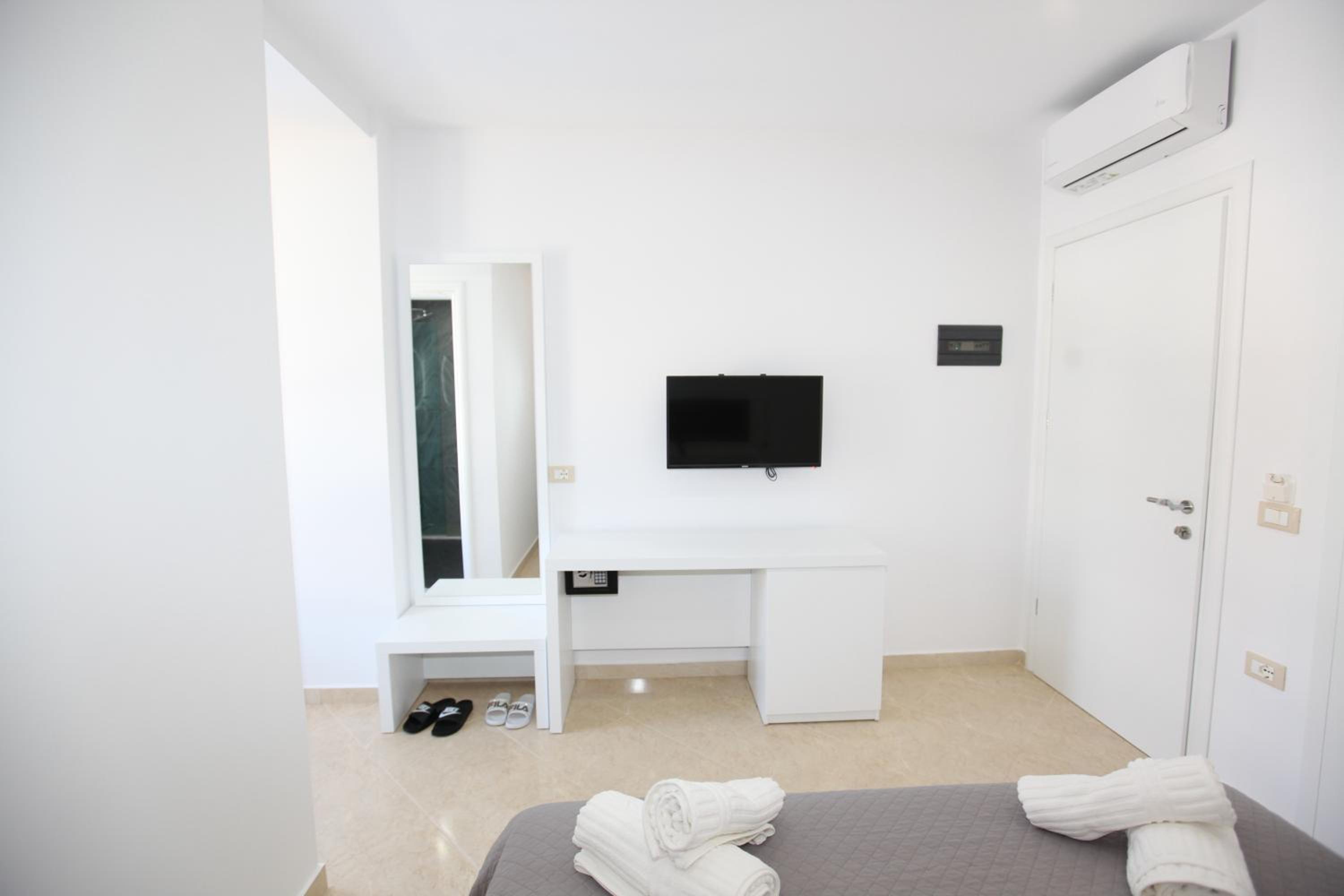Nika Hotel