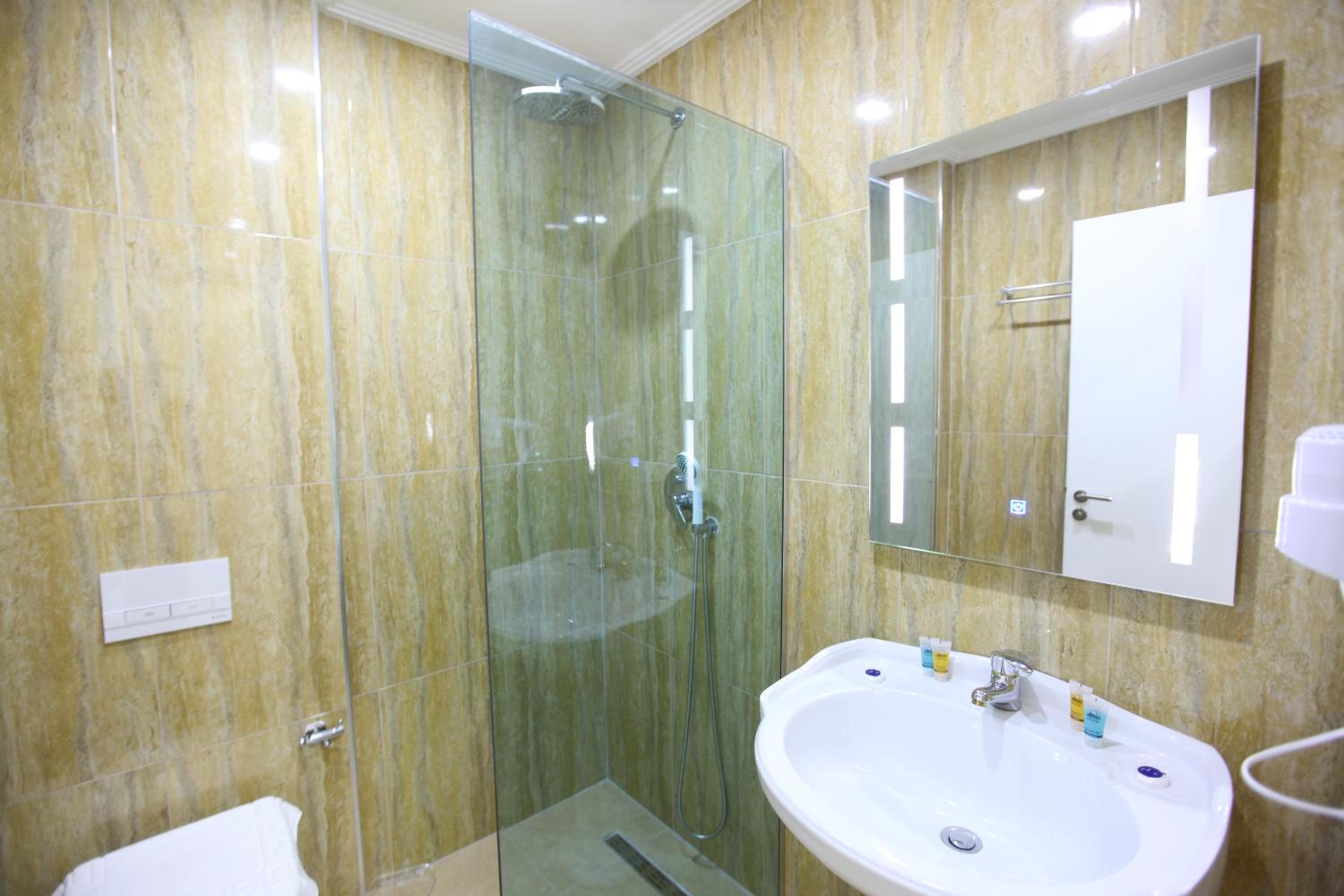 Nika Hotel