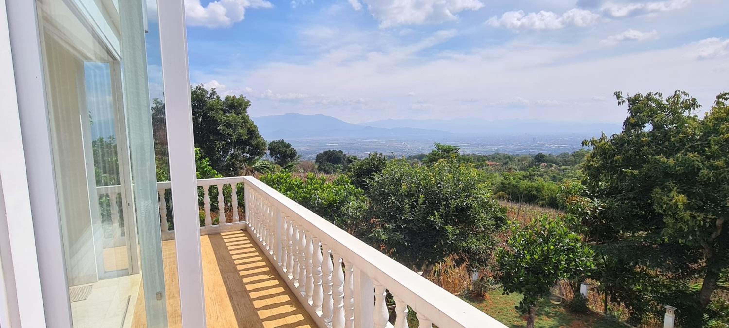 Villa Marbelice view 5