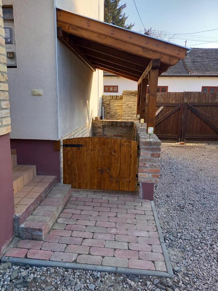 Photo 27