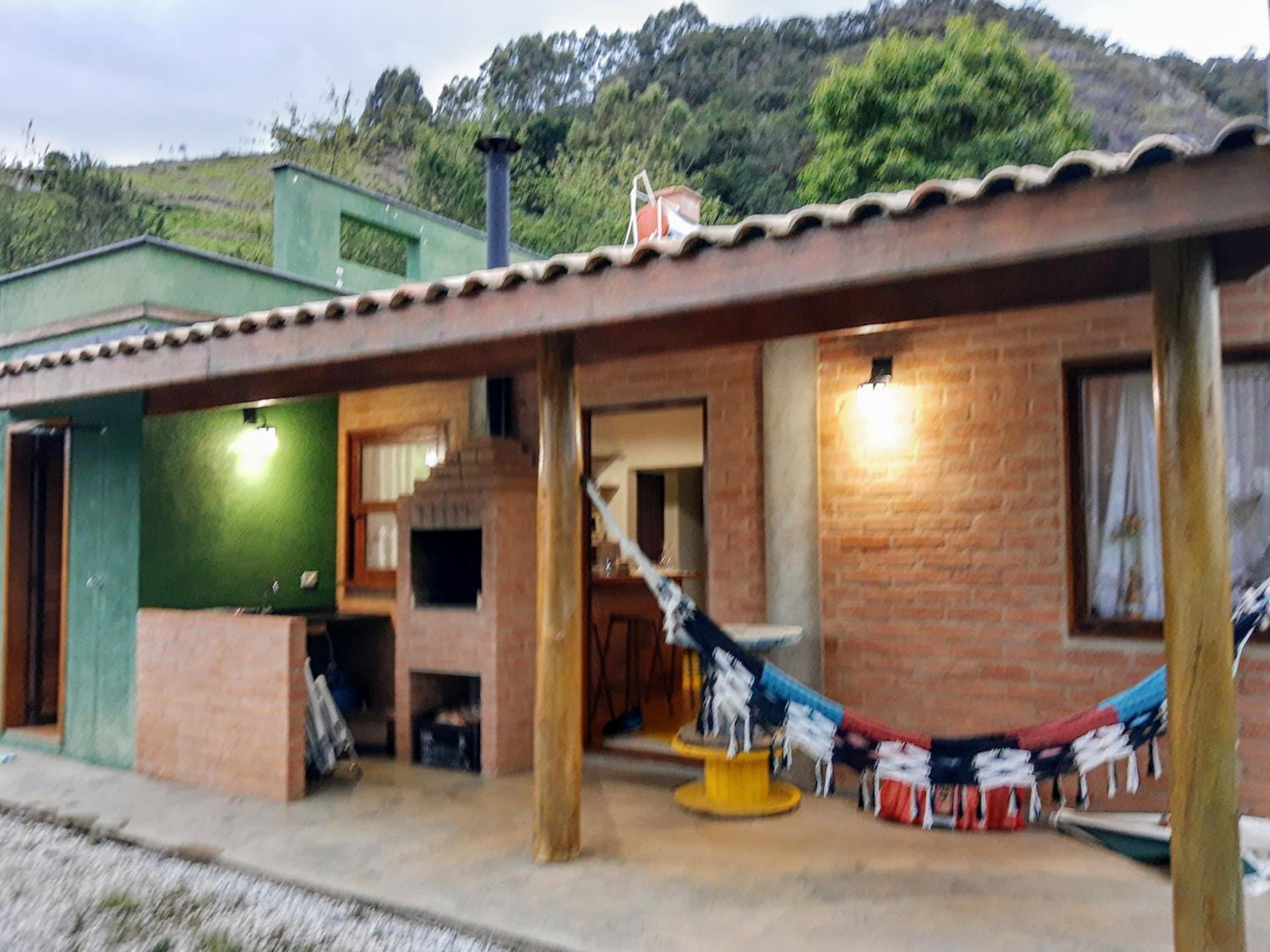CASA NA MONTANHA