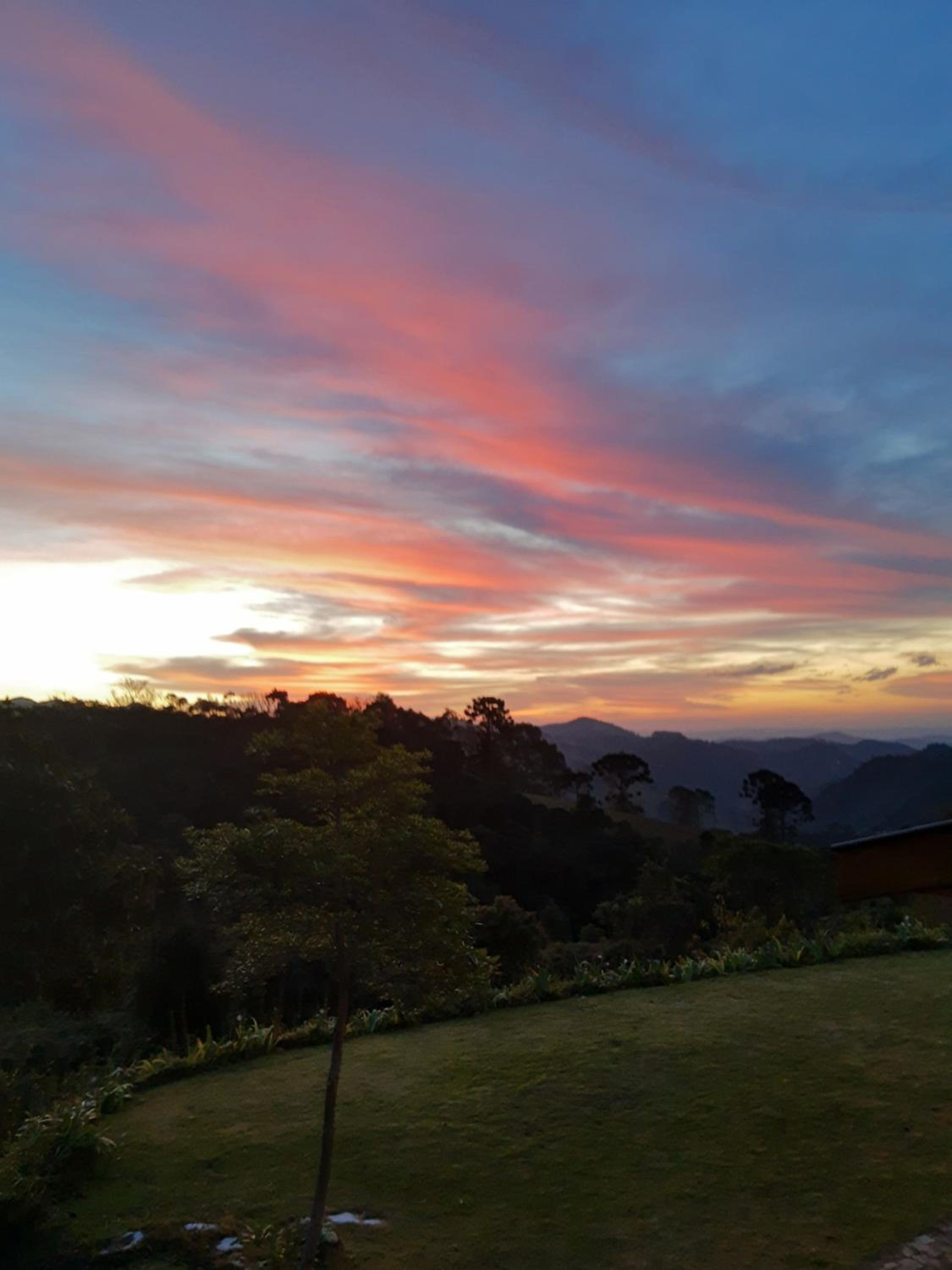 CASA NA MONTANHA