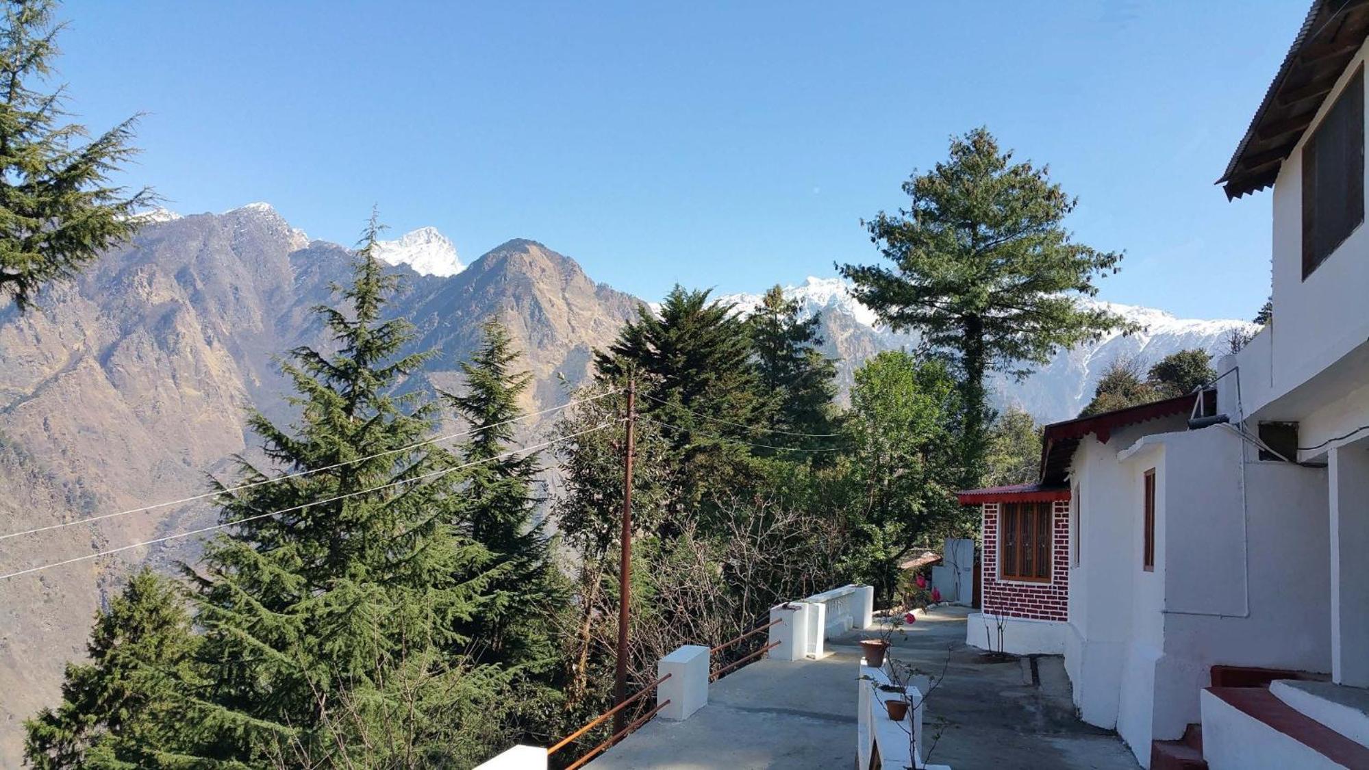 Resort With Mesmerizing Mountain Views & Pine Trees view 5
