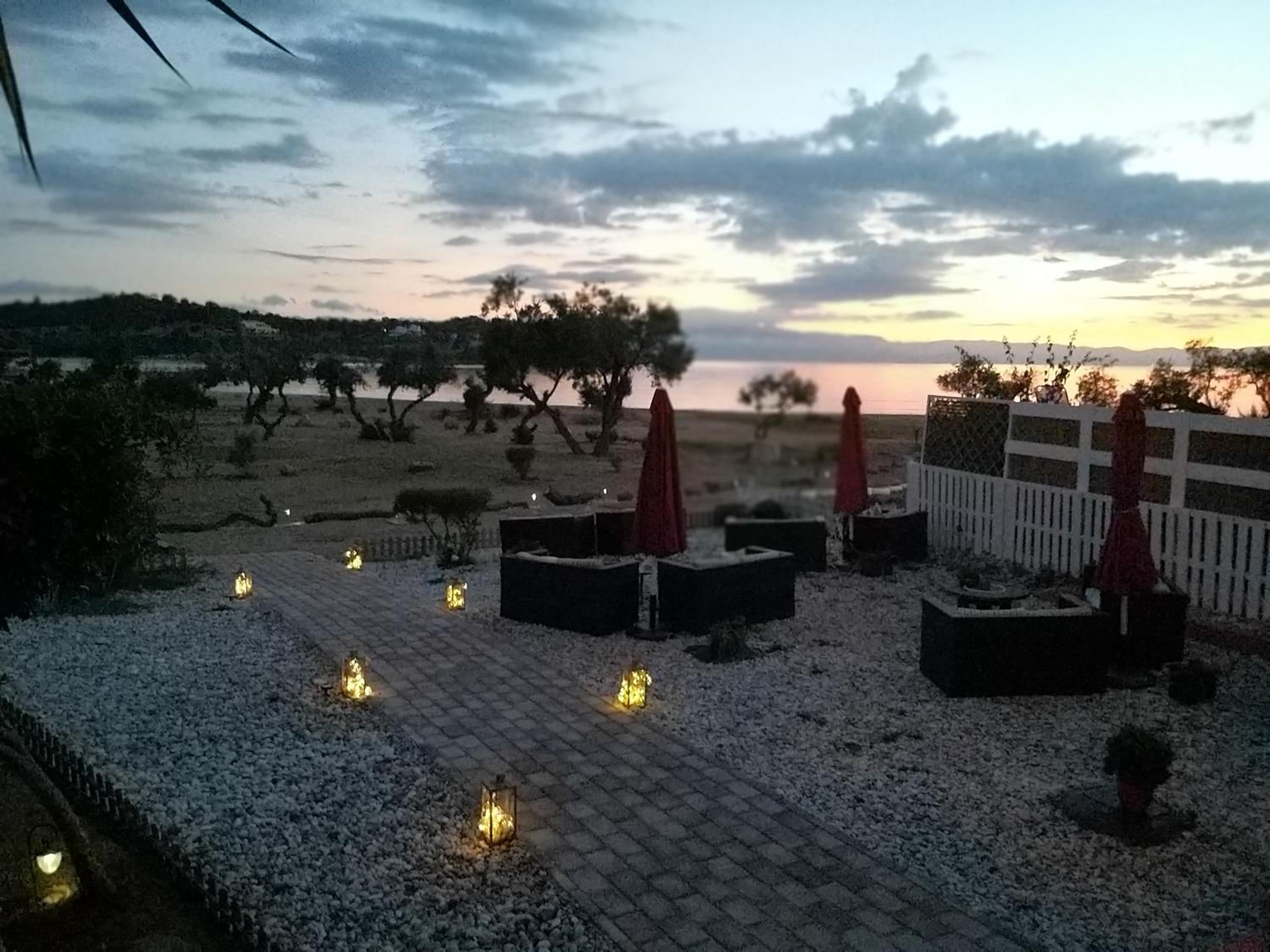 Photo 32