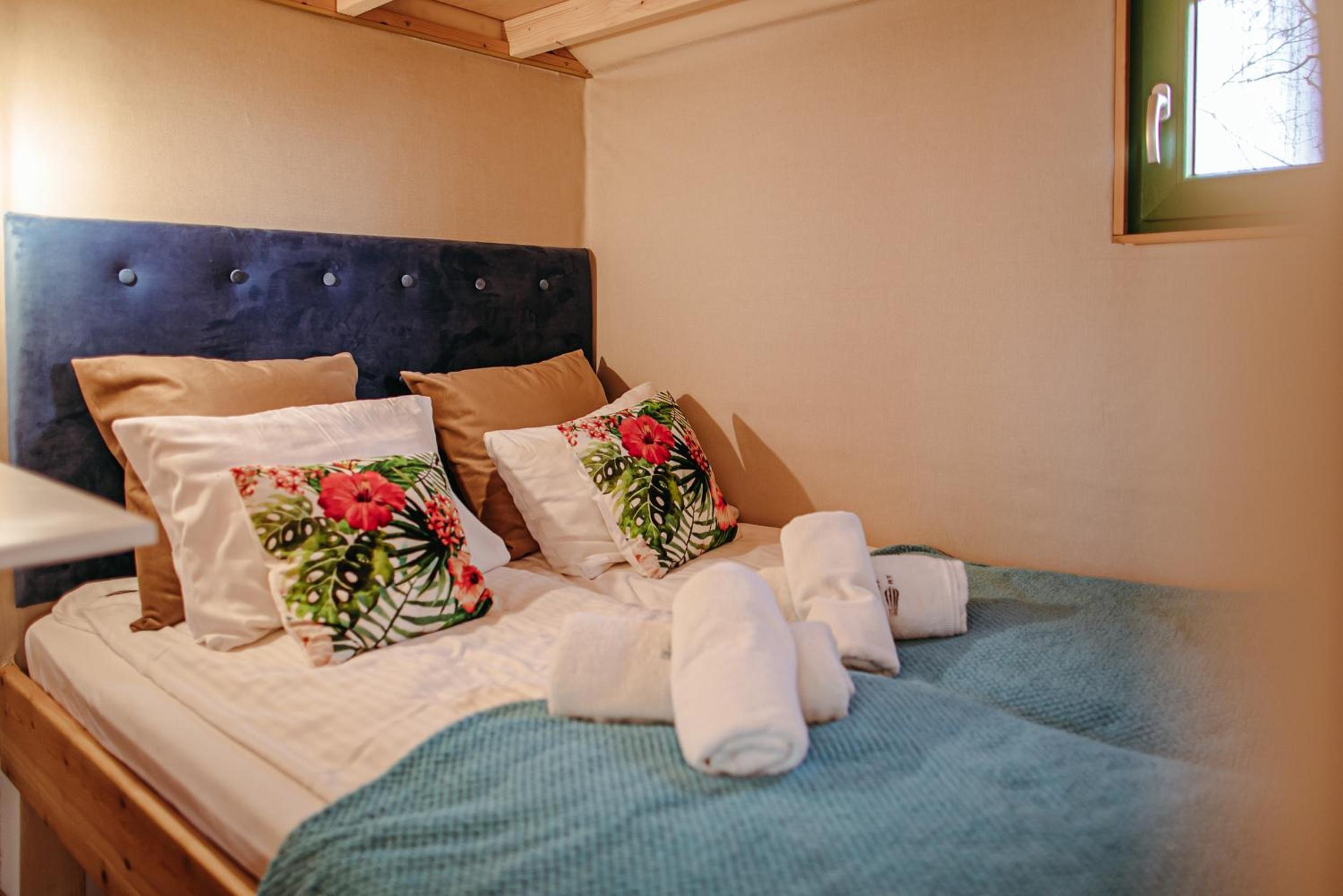 Herbals - Tree&Lake houses with bath, sauna - price includes attractions worth over 2000 PLN