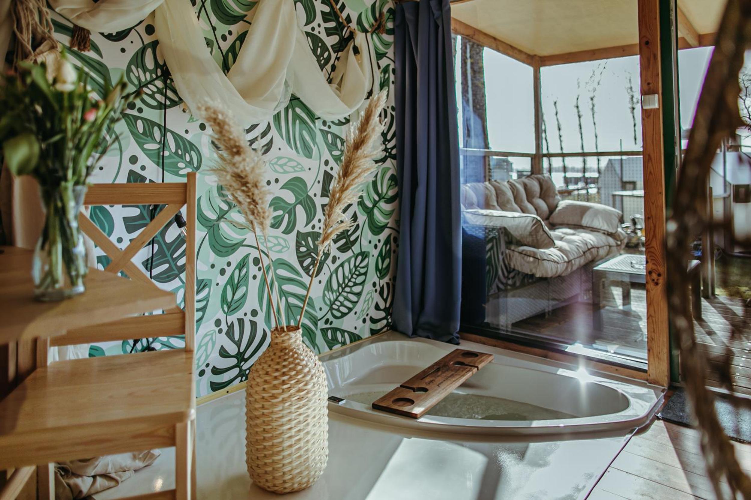 Herbals - Tree&Lake houses with bath, sauna - price includes attractions worth over 2000 PLN