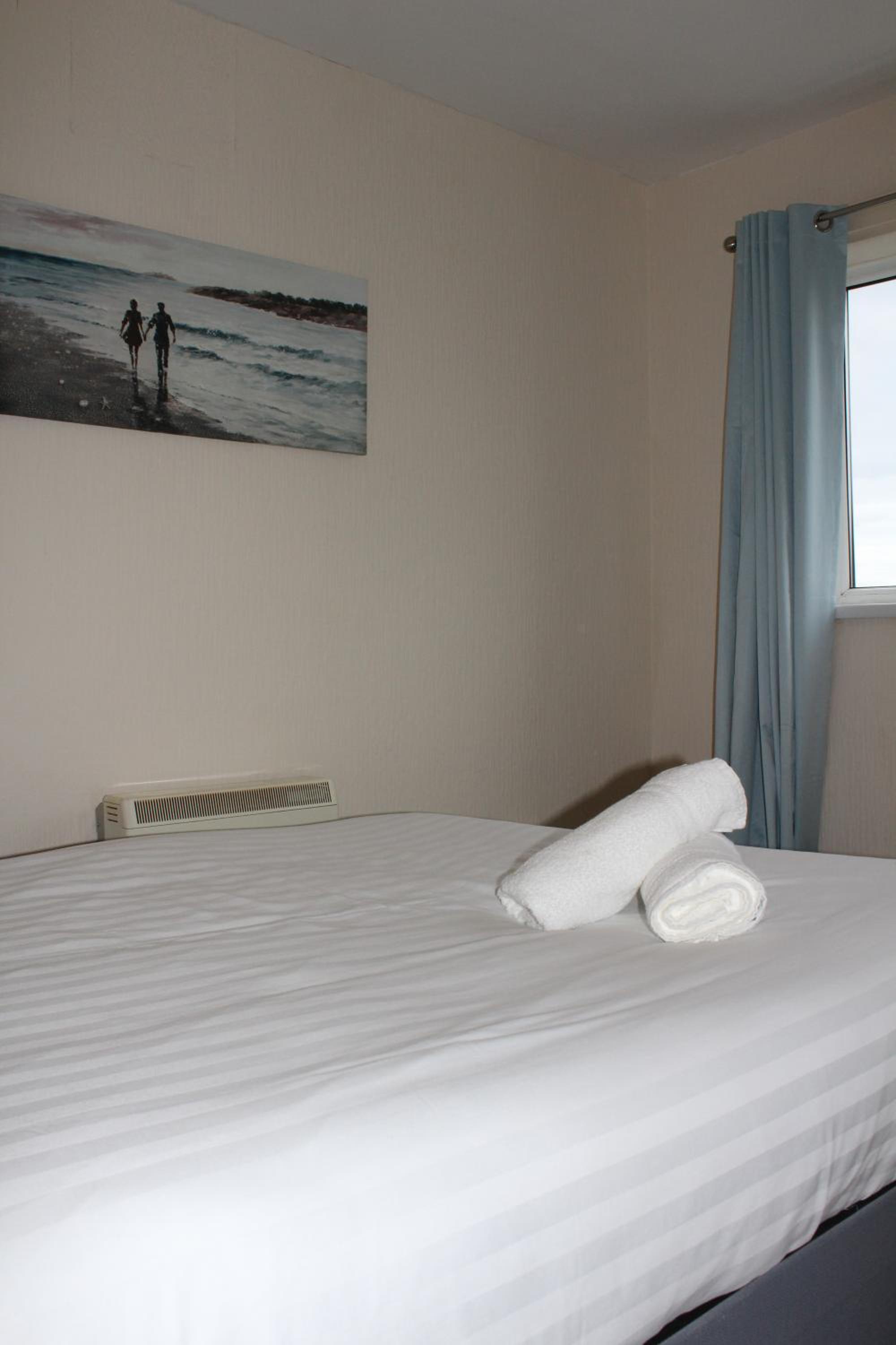 Luke stays - Cheveley Park view 3