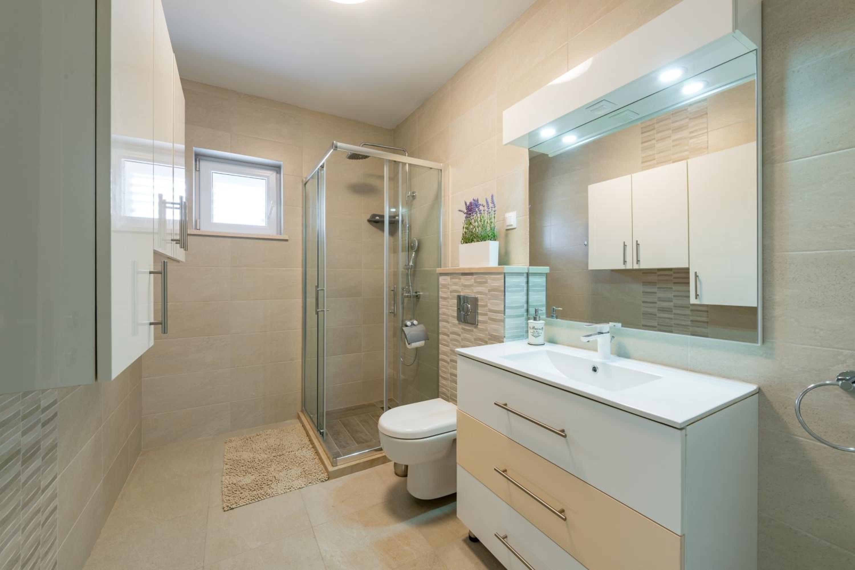 Villa Pizzelli en Orasac — bathroom