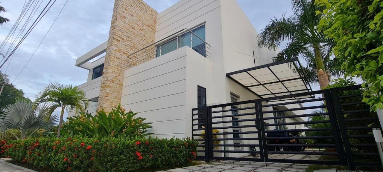 Casa Campestre en Condominio Lagos Del Peñon