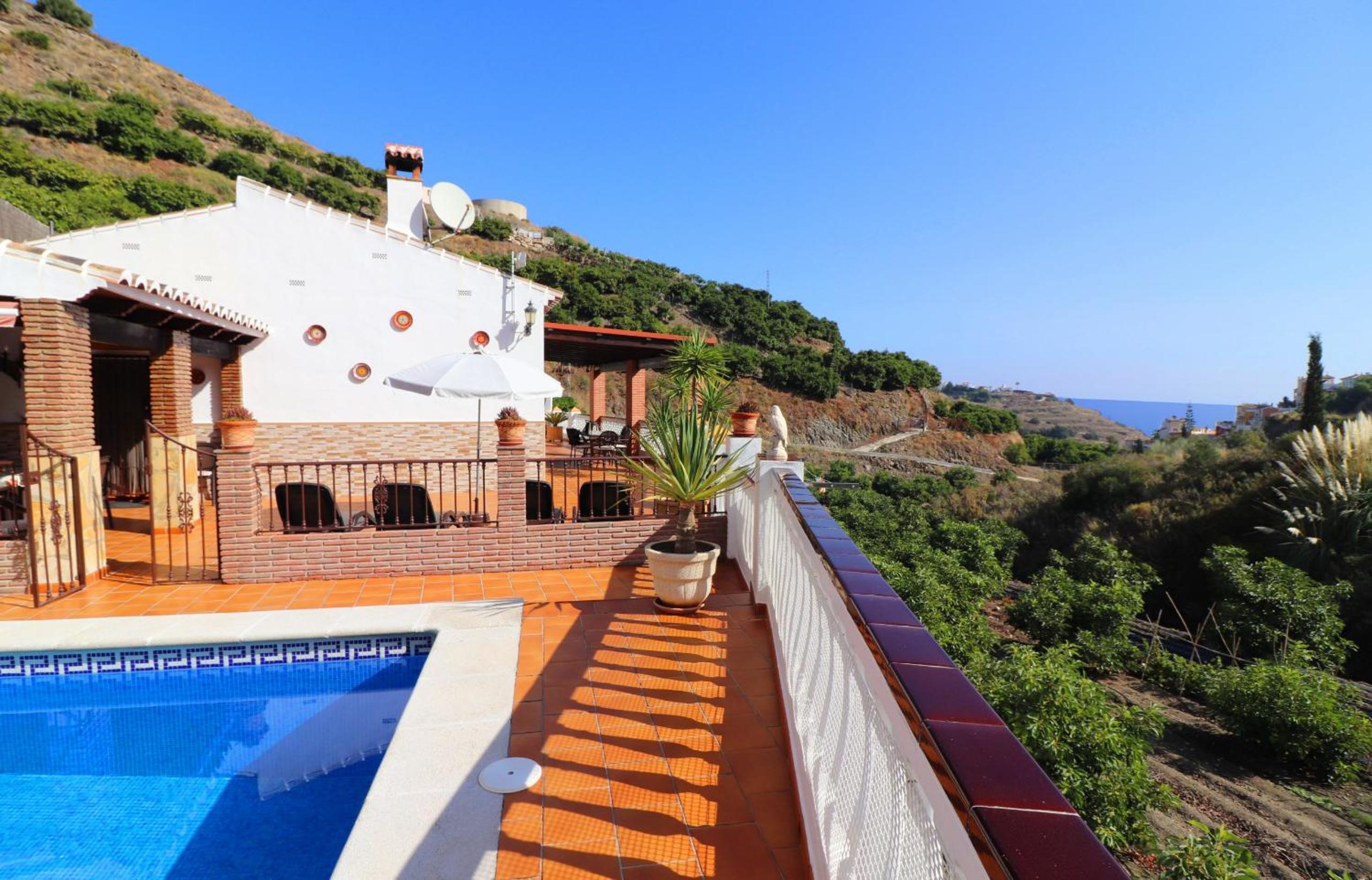 Villa Alabarce SpainSunRentals 1037 view 4