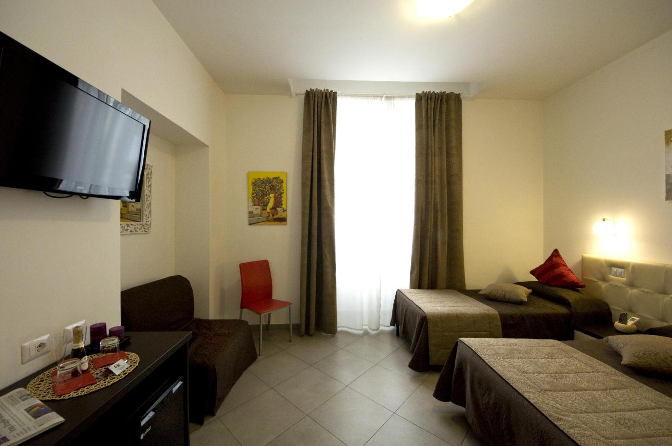 Ara Pacis Inn