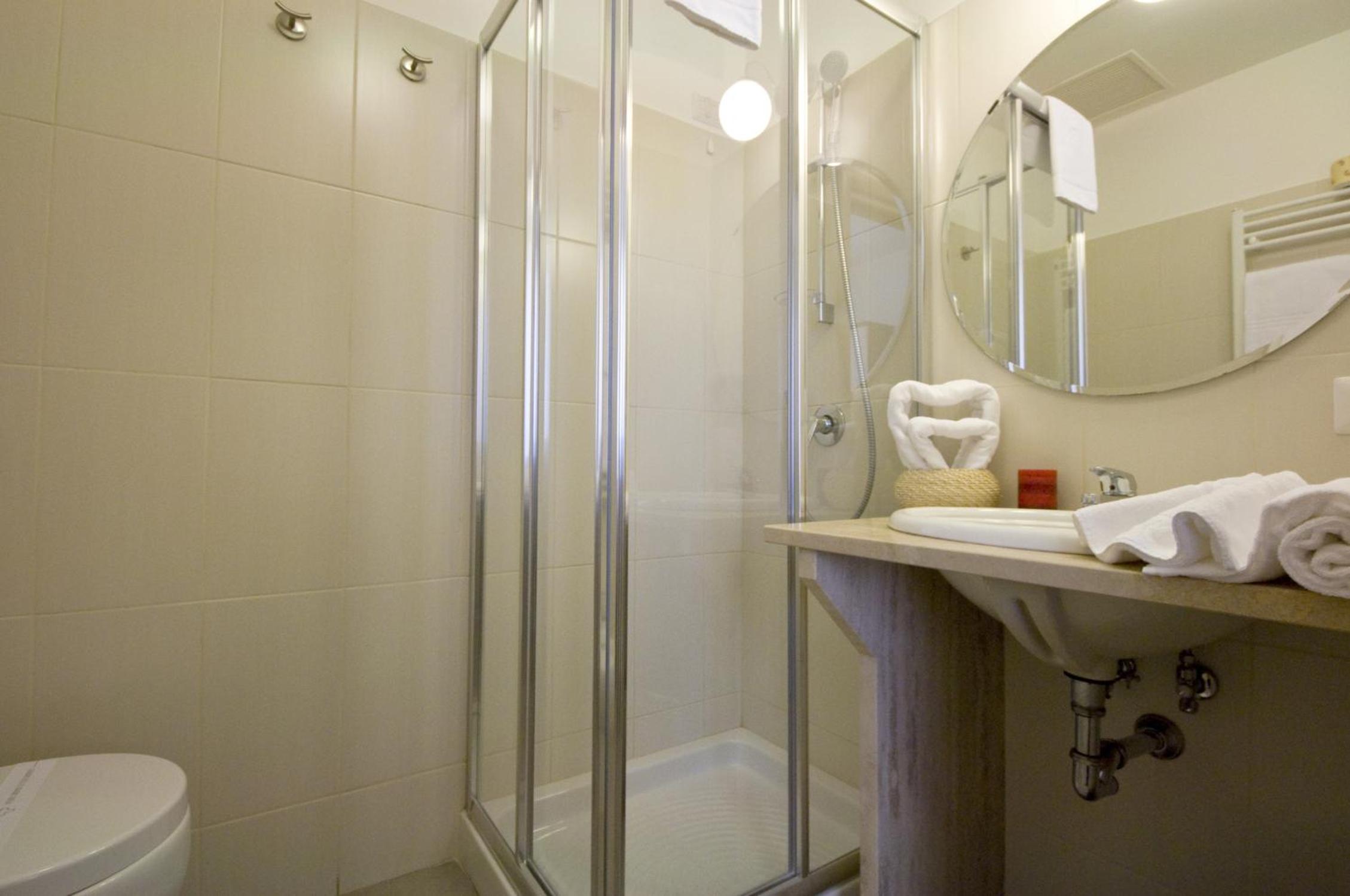 Ara Pacis Inn