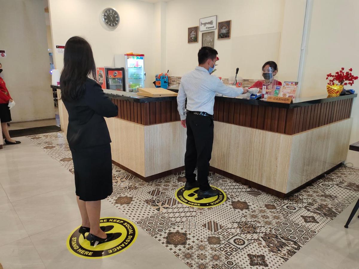 hotel reception