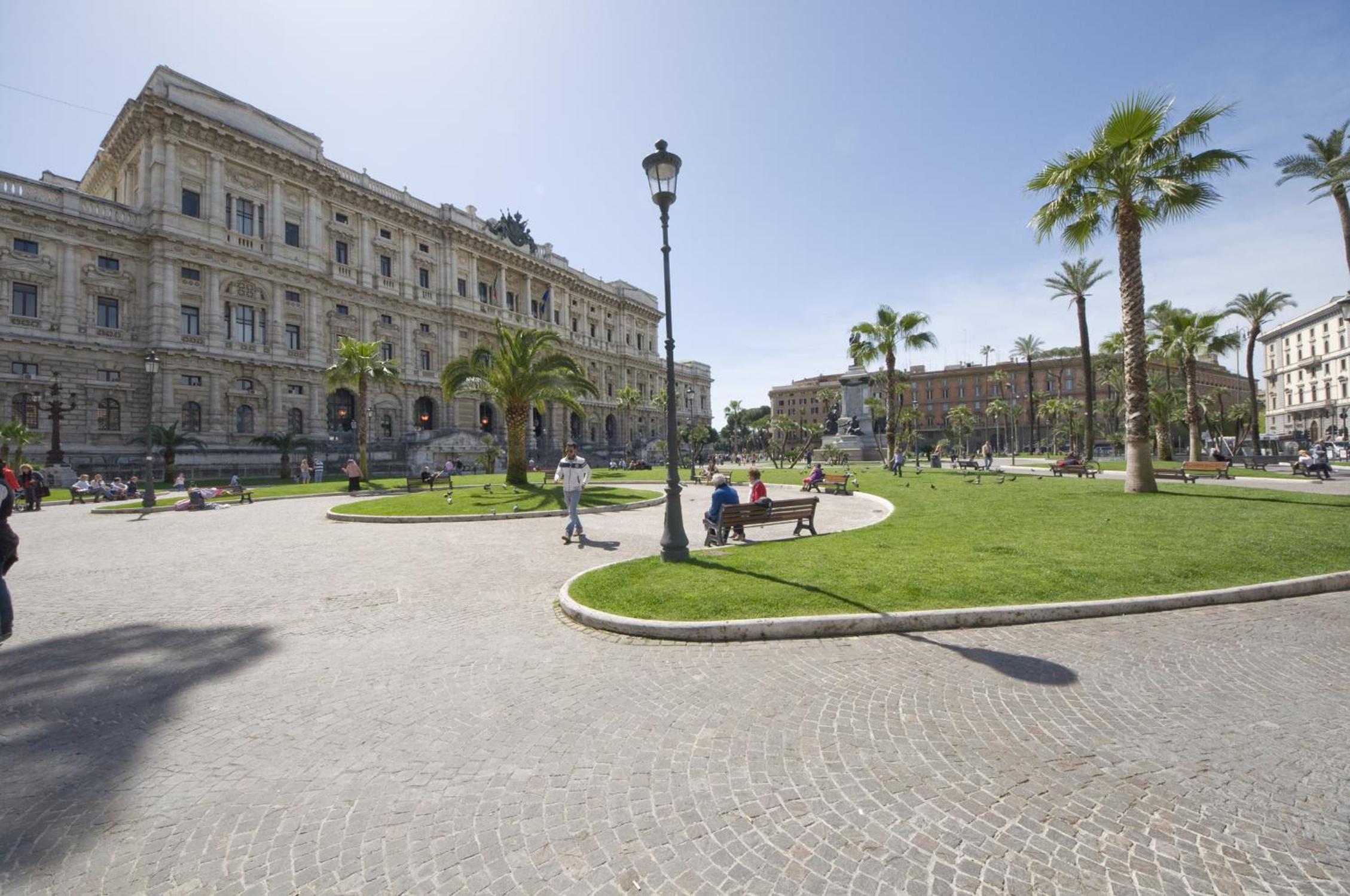 Ara Pacis Inn