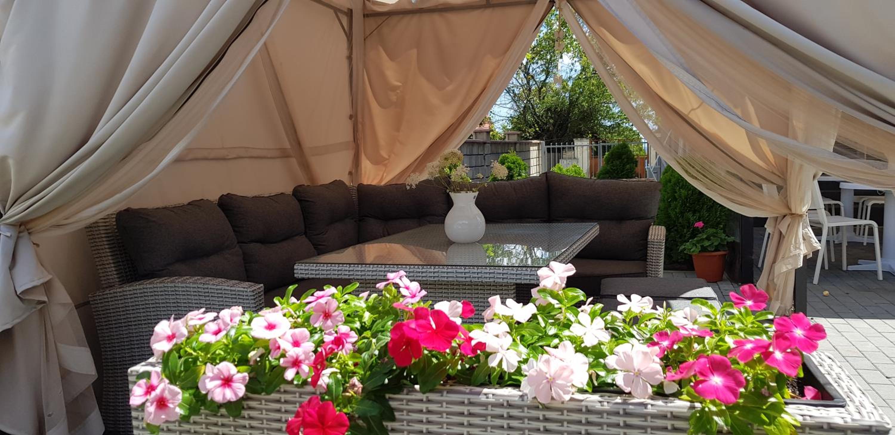 Hotel Mida