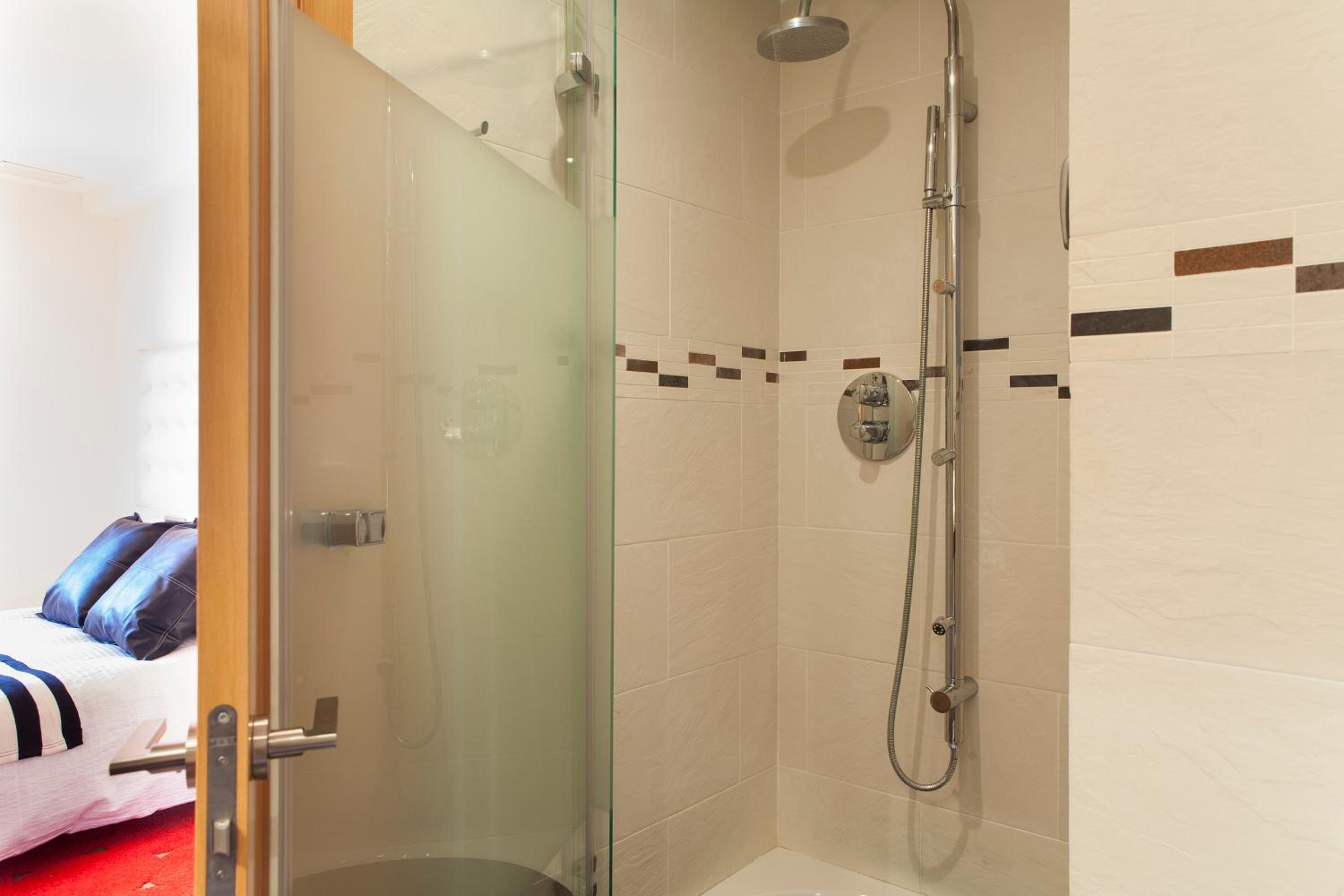 BizFlats Eixample Apartments