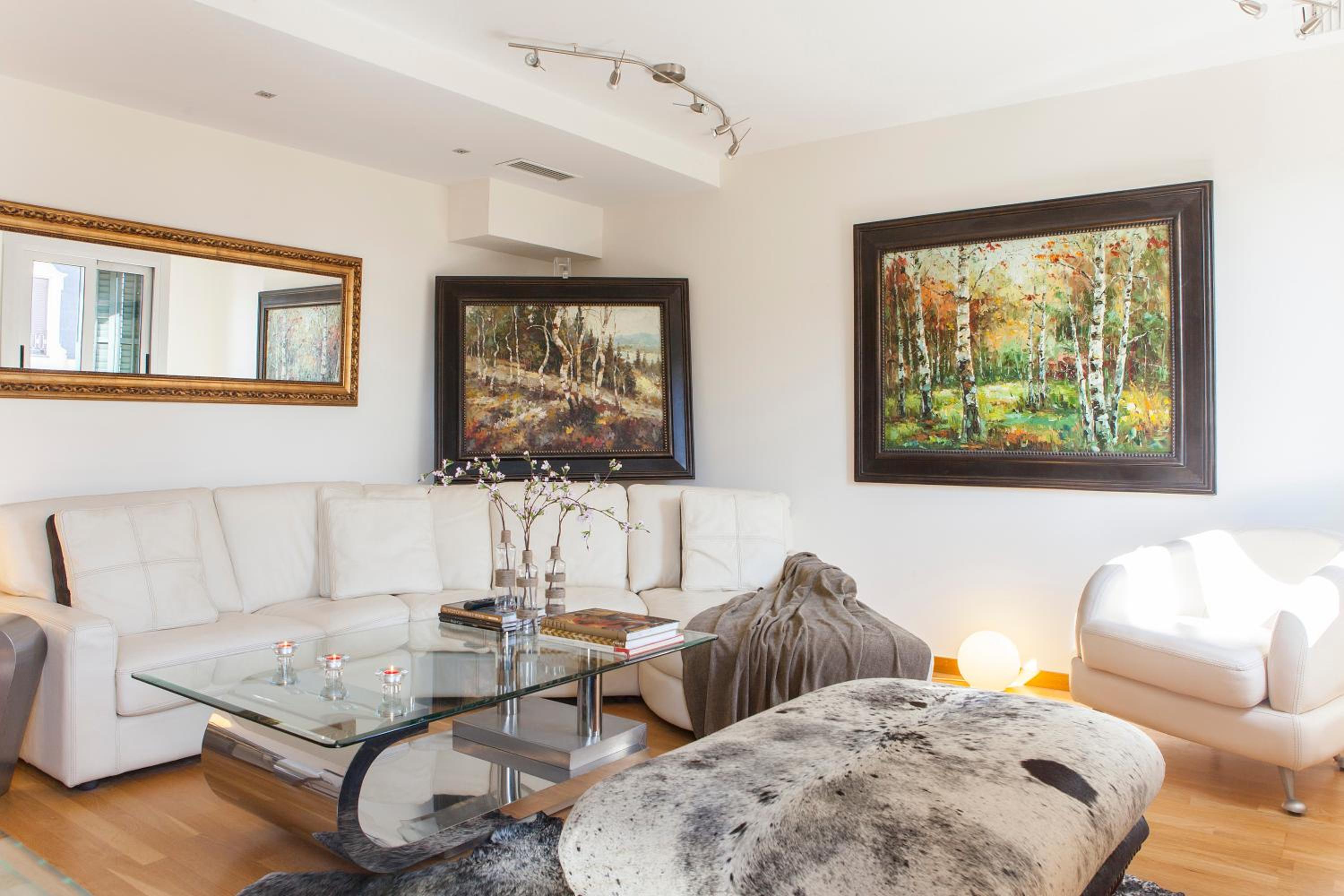 BizFlats Eixample Apartments