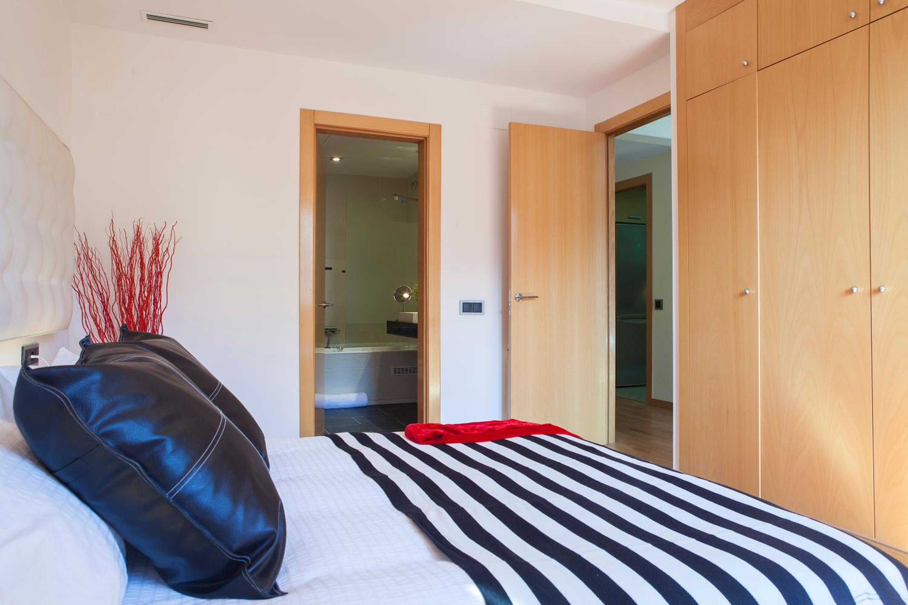 BizFlats Eixample Apartments