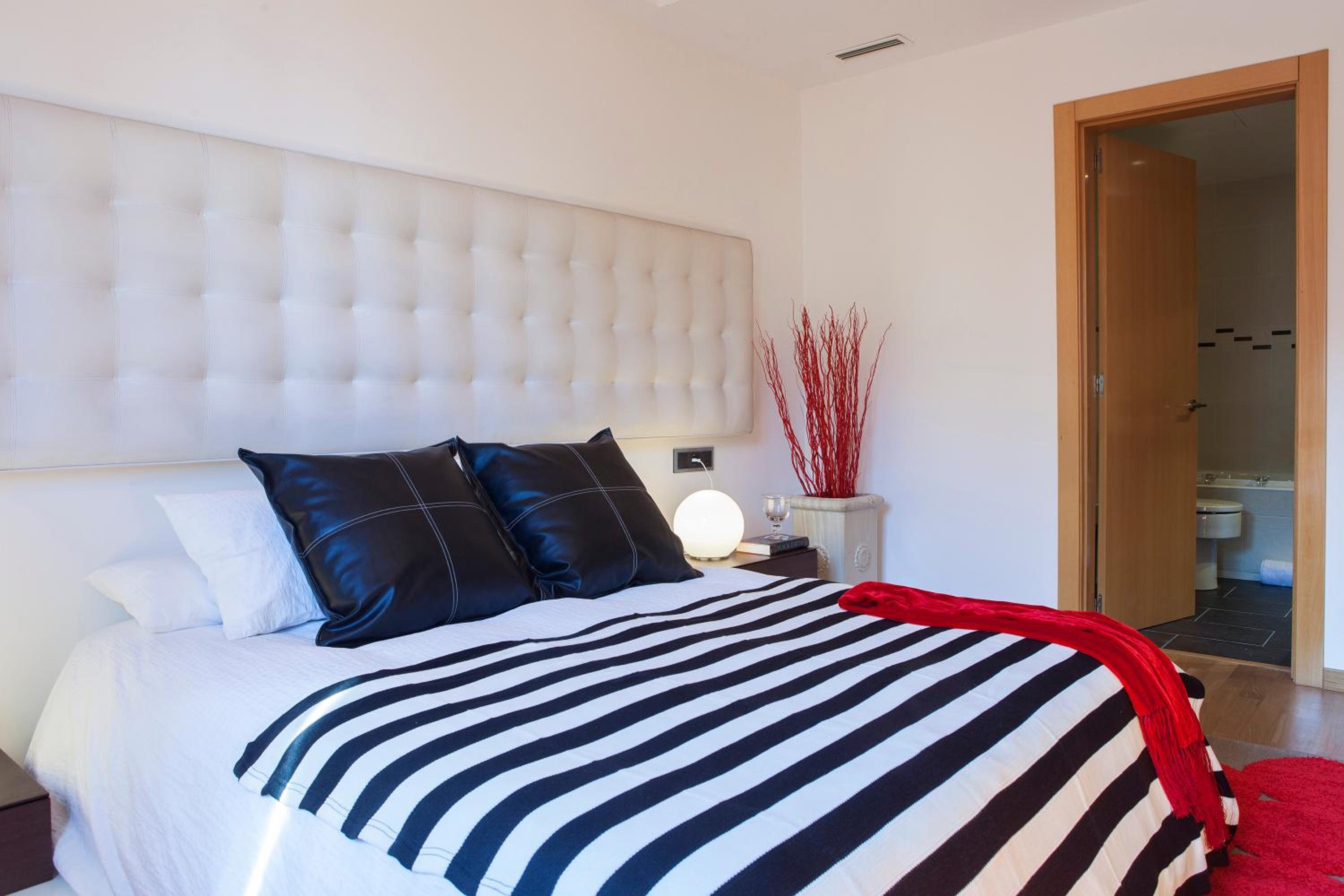 BizFlats Eixample Apartments