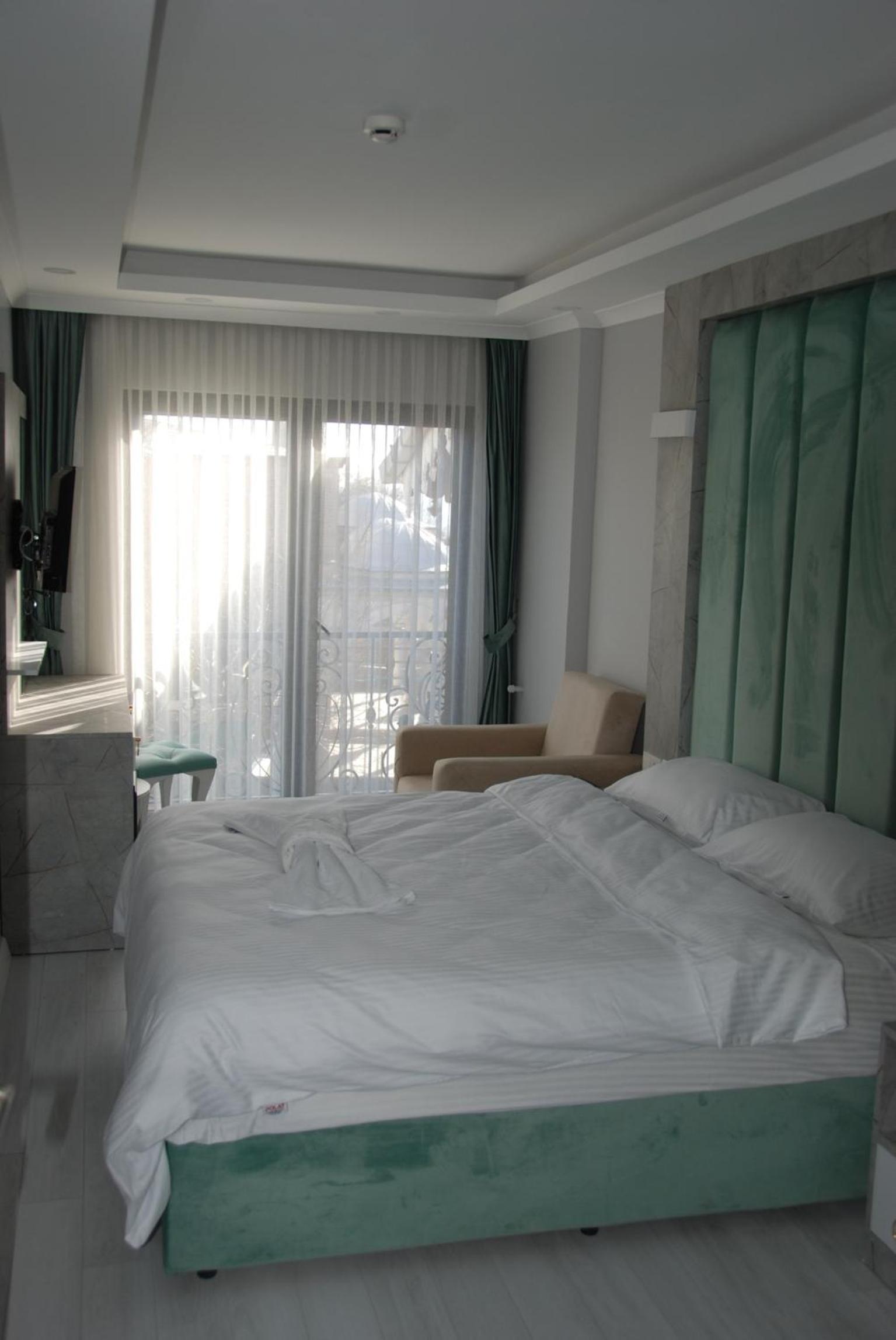 Little sofia hotel