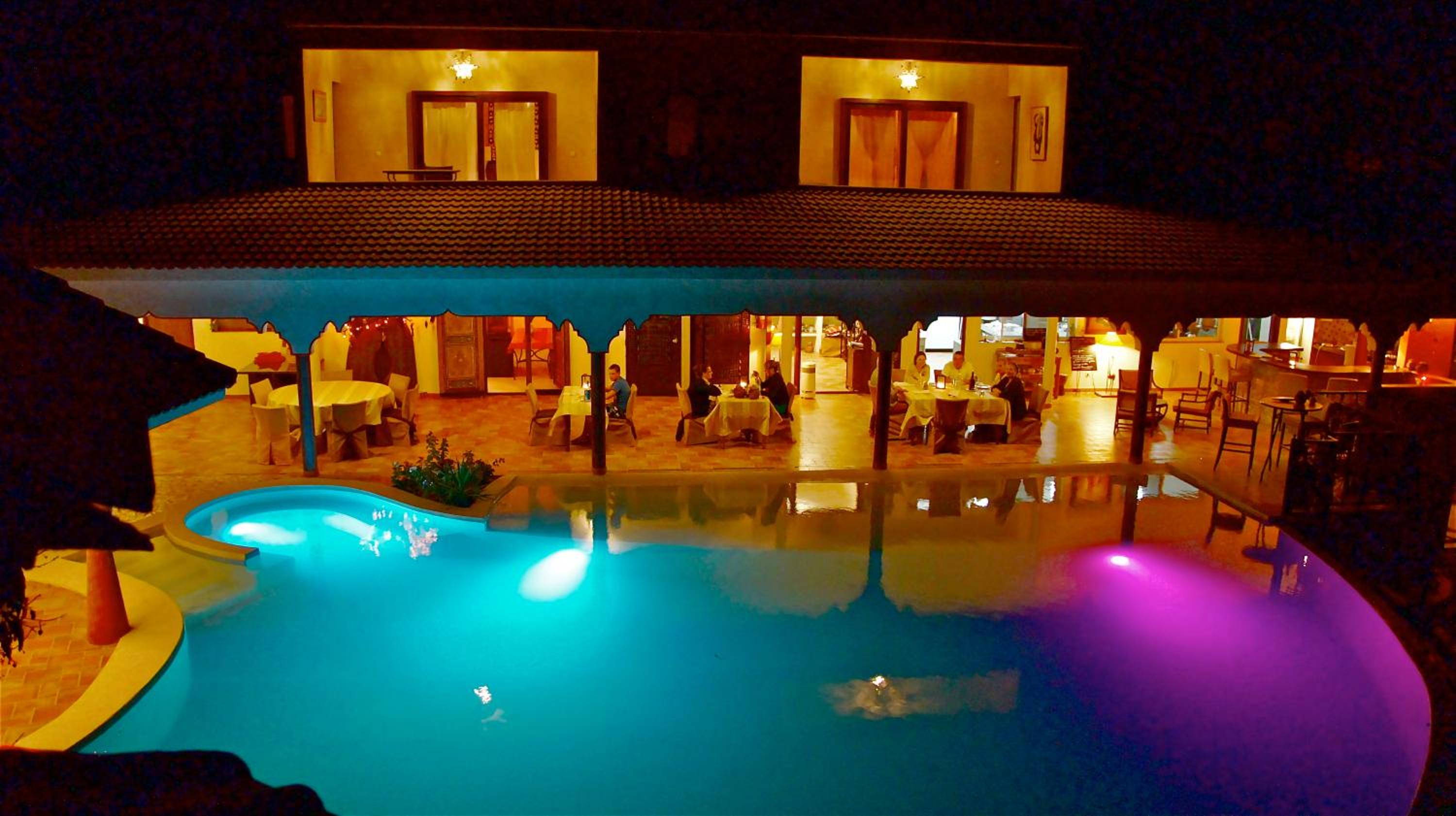 HOTEL Le Clos Des Papillons view 4