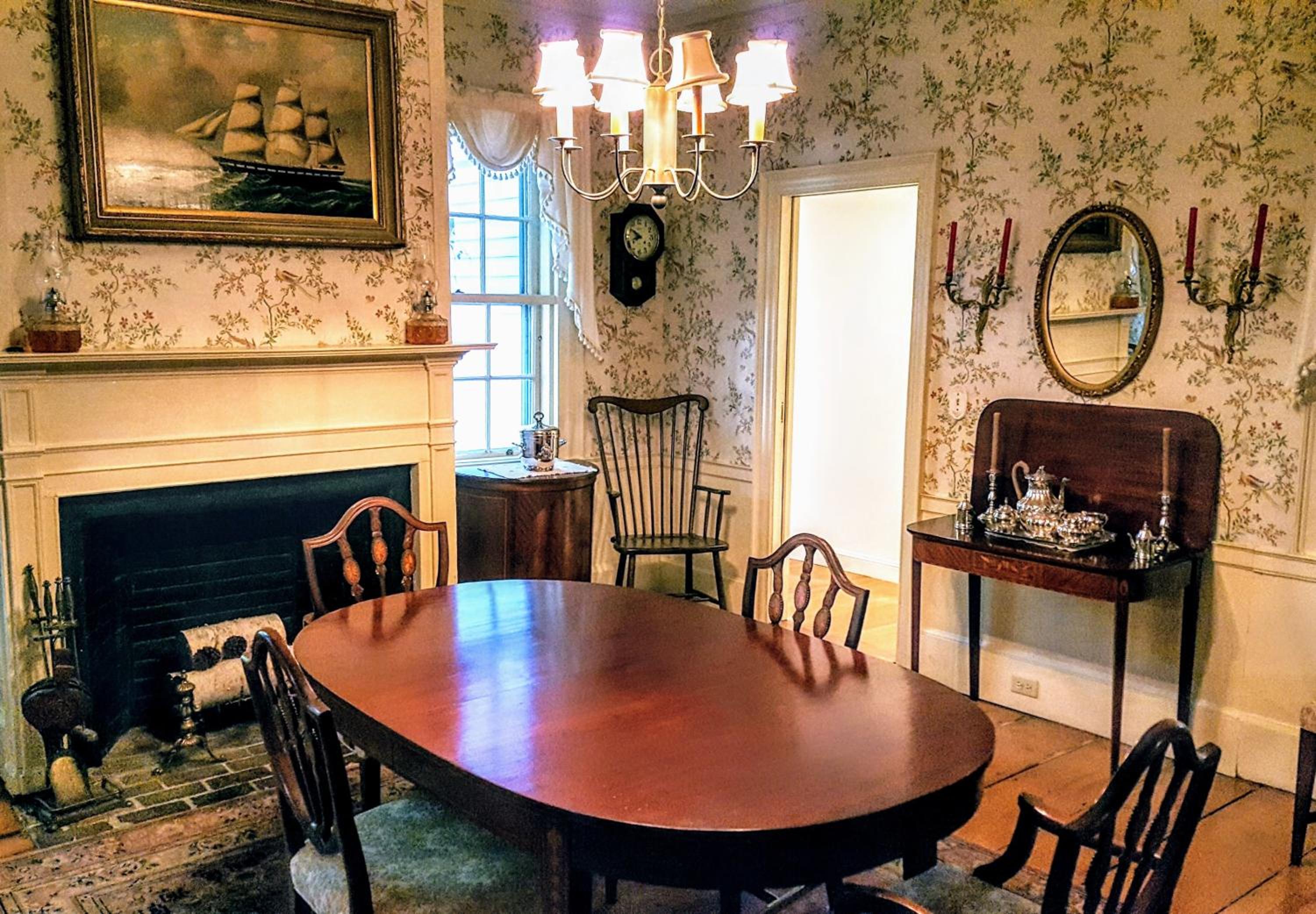 Clark Currier Inn