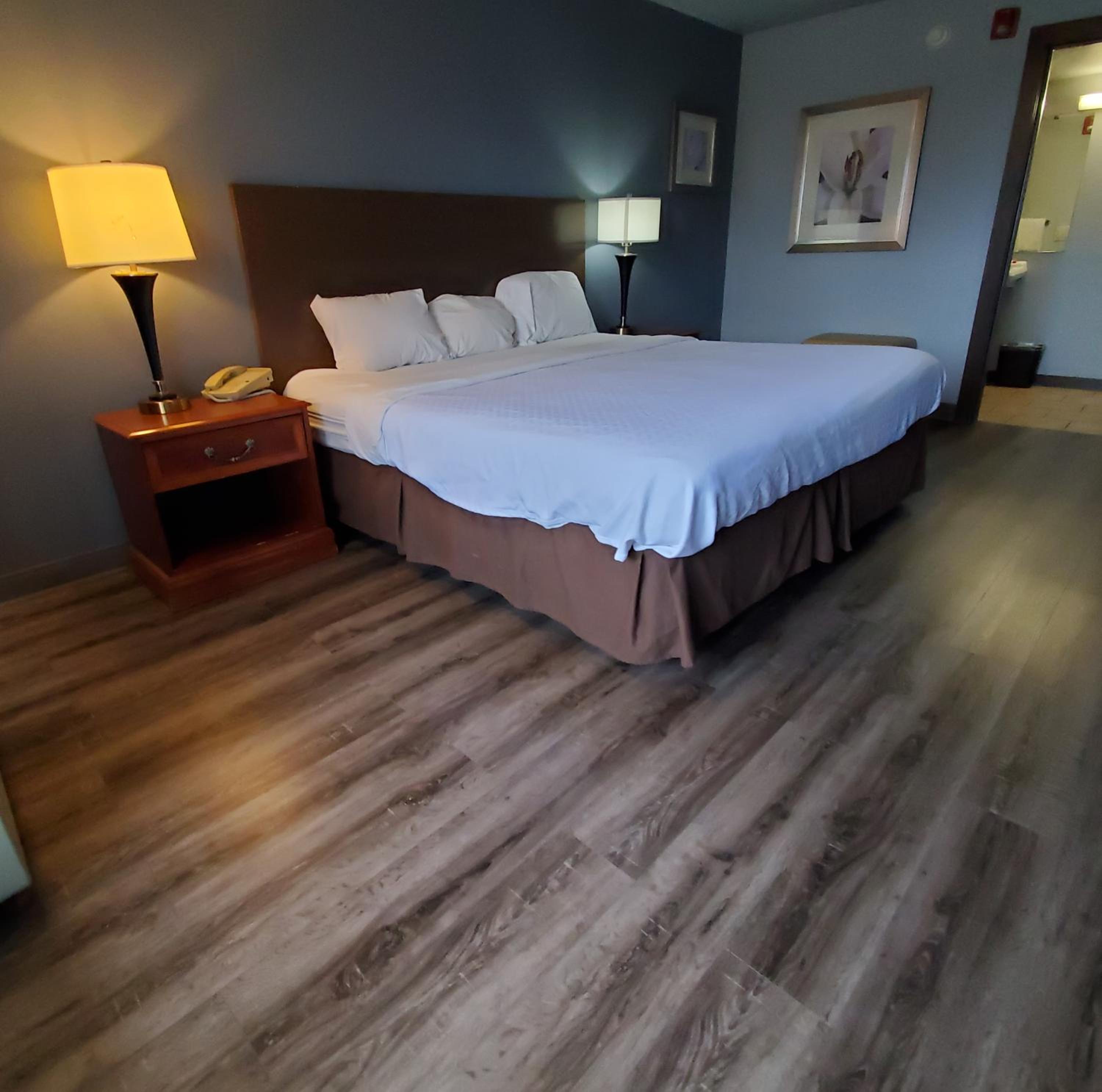 Motel 75 Monroe