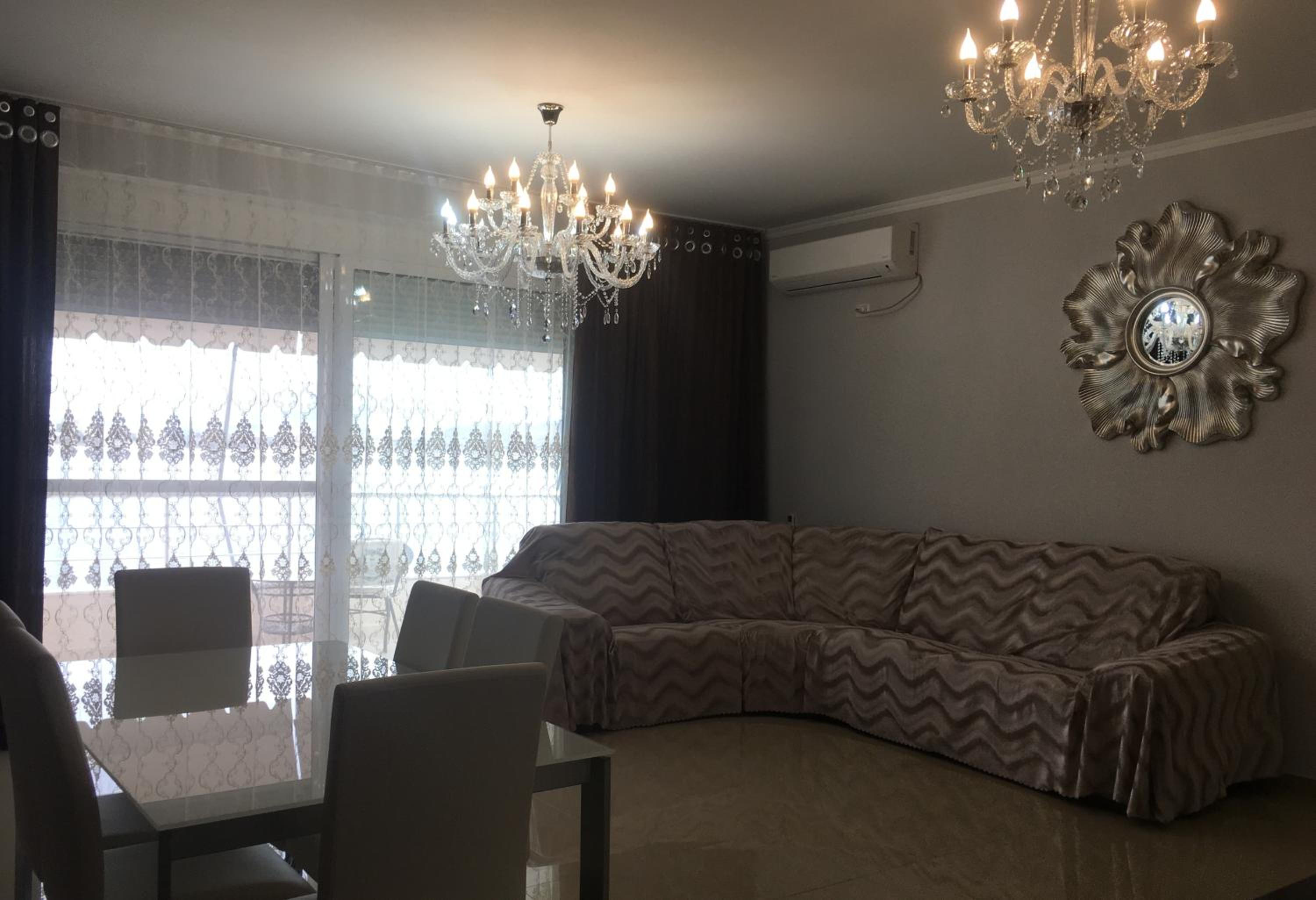 Royal Queen and King Luxury apartment