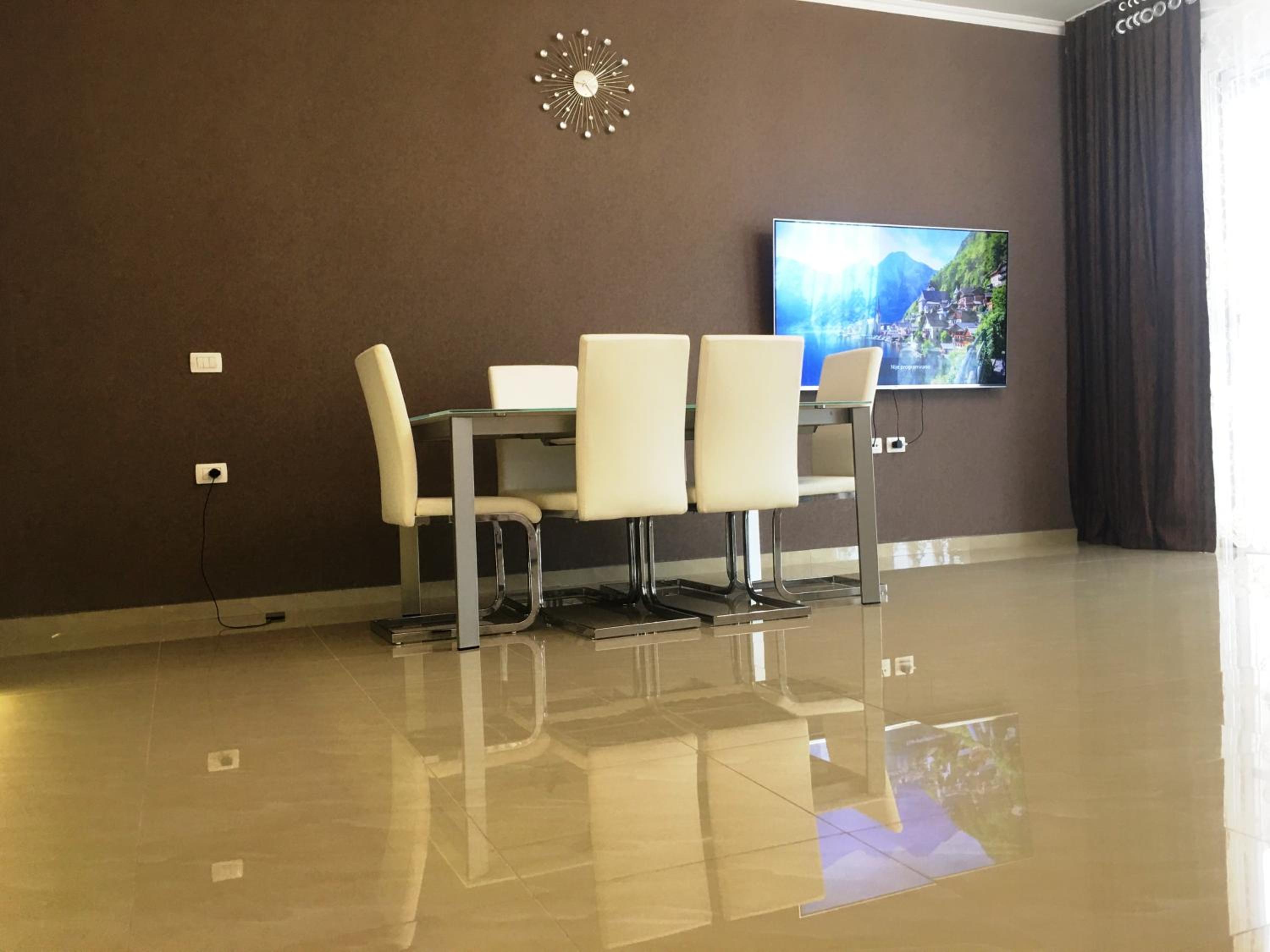 Royal Queen and King Luxury apartment