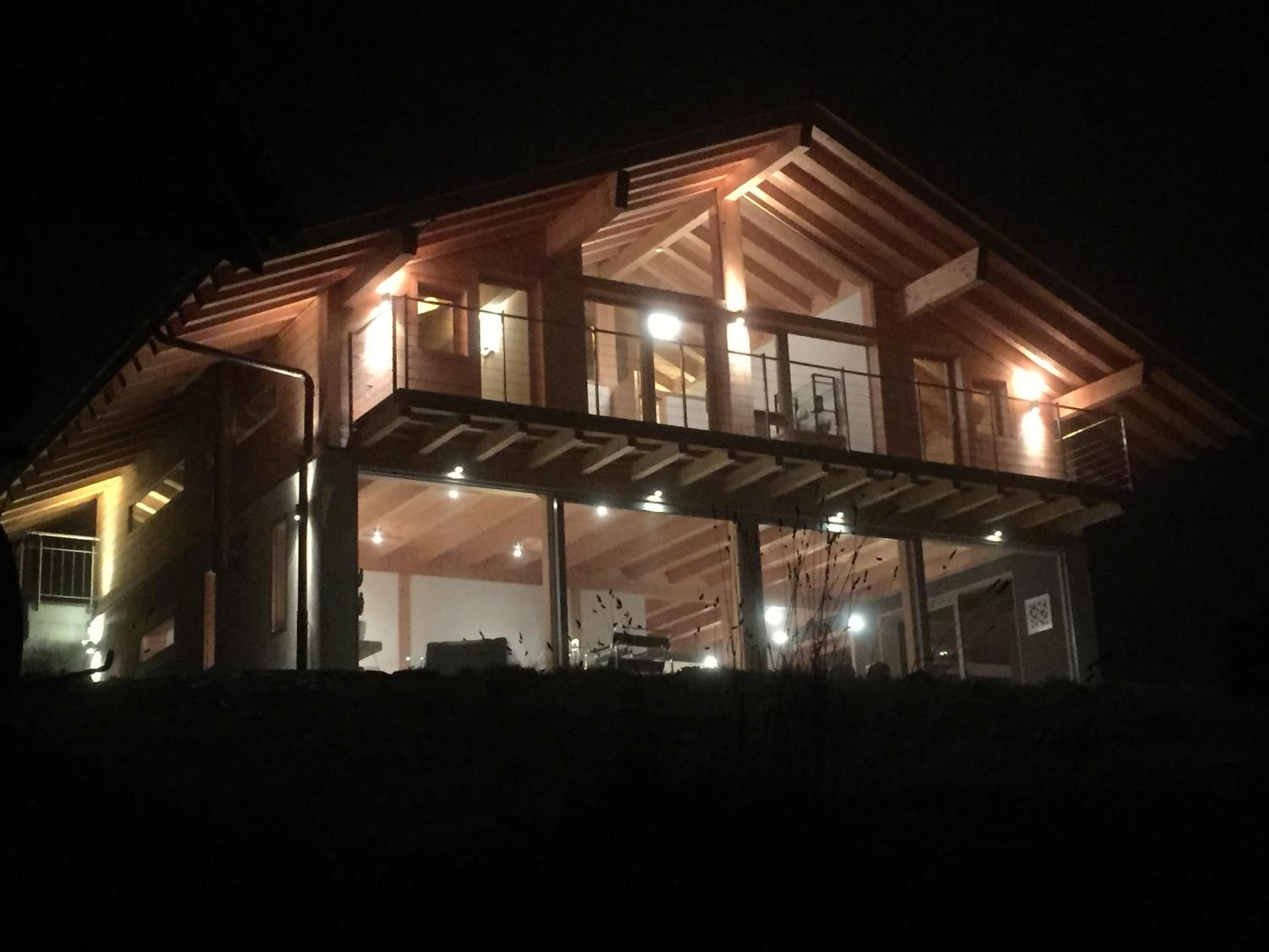 Alpine Dream Chalet with Spa close to Lake Geneva
