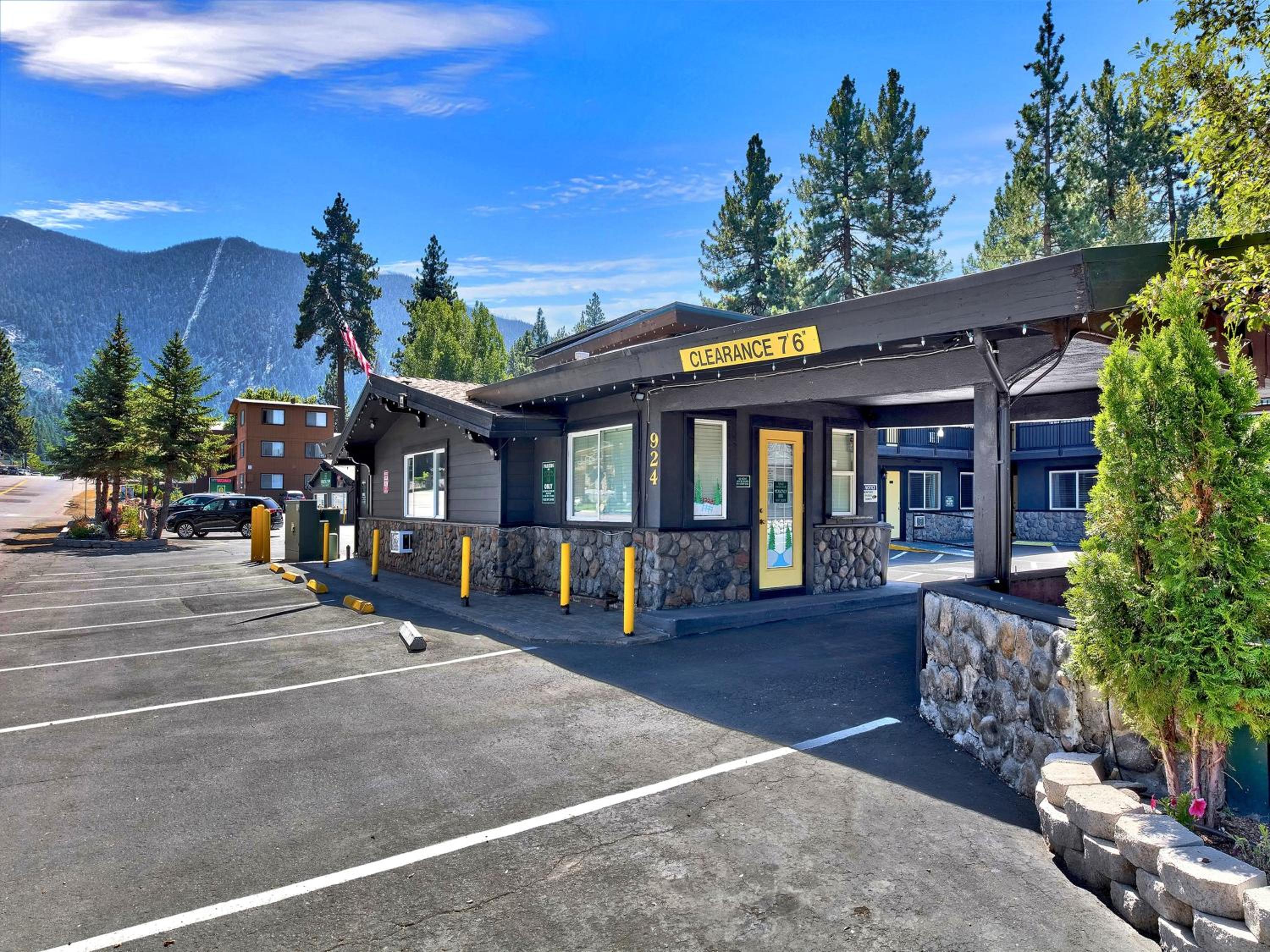 Lake Tahoe Vacations - Secrets Inn Lake Tahoe - Property Image 64