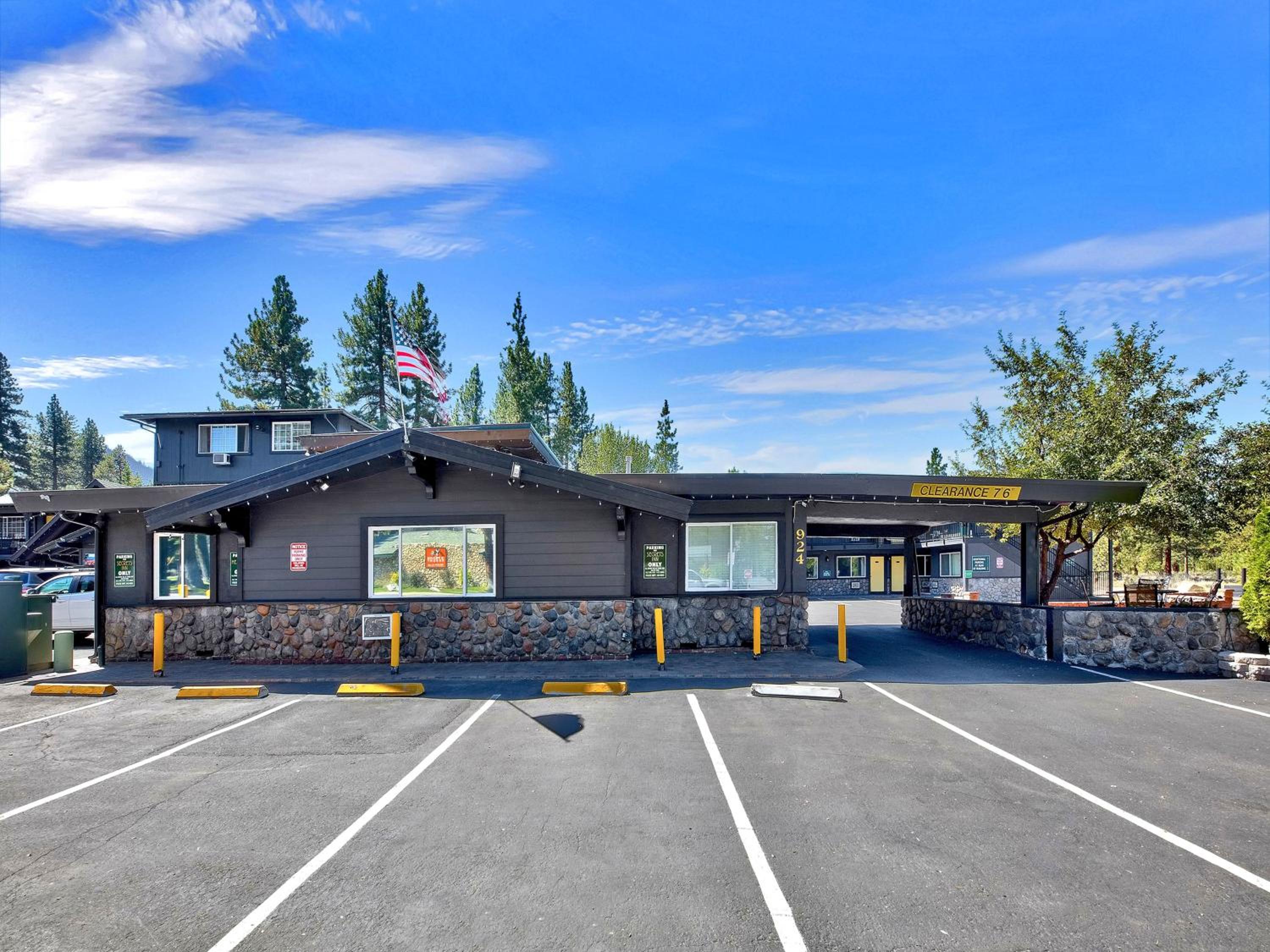 Lake Tahoe Vacations - Secrets Inn Lake Tahoe - Property Image 61