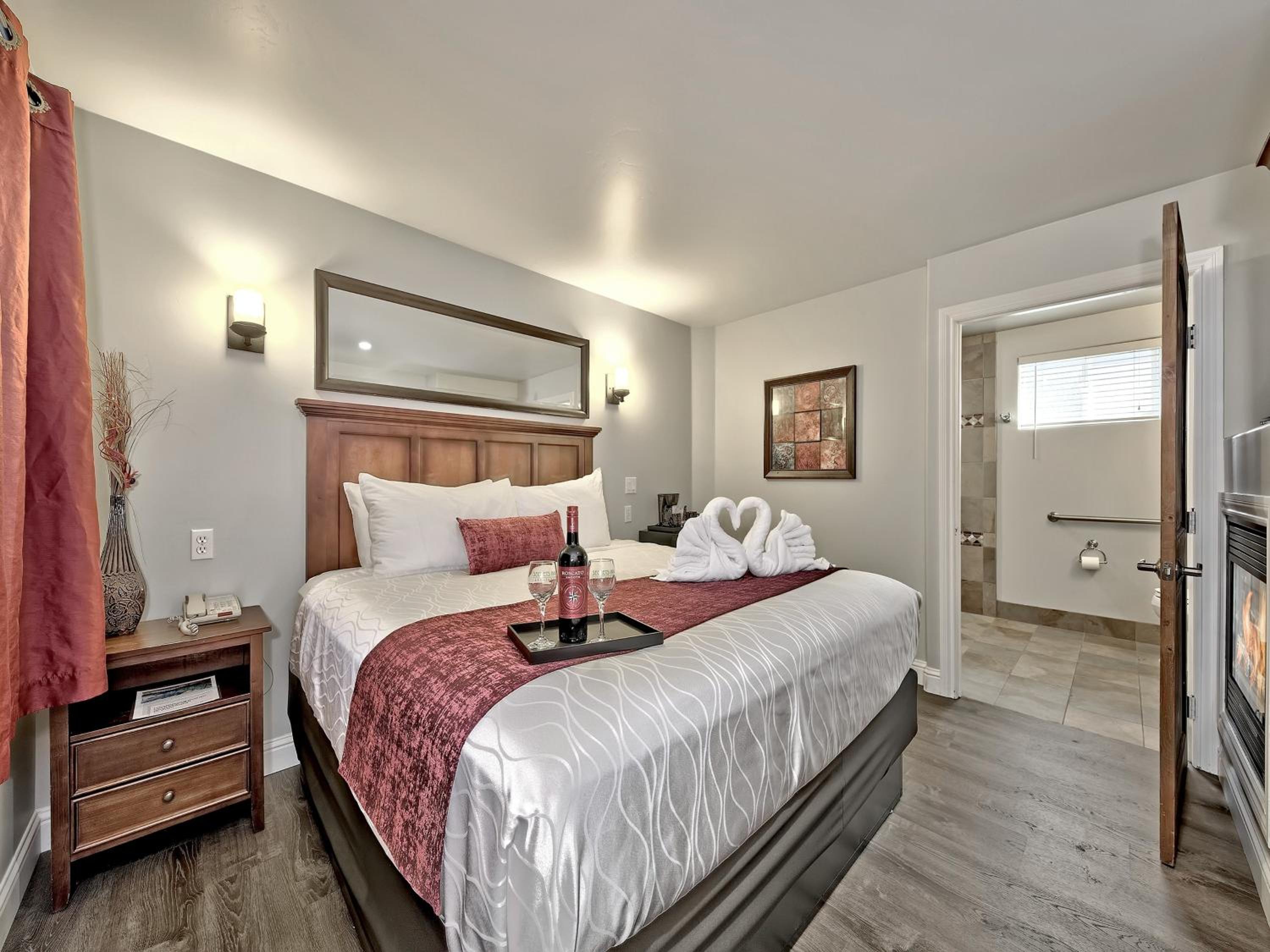 Lake Tahoe Vacations - Secrets Inn Lake Tahoe - Property Image 8