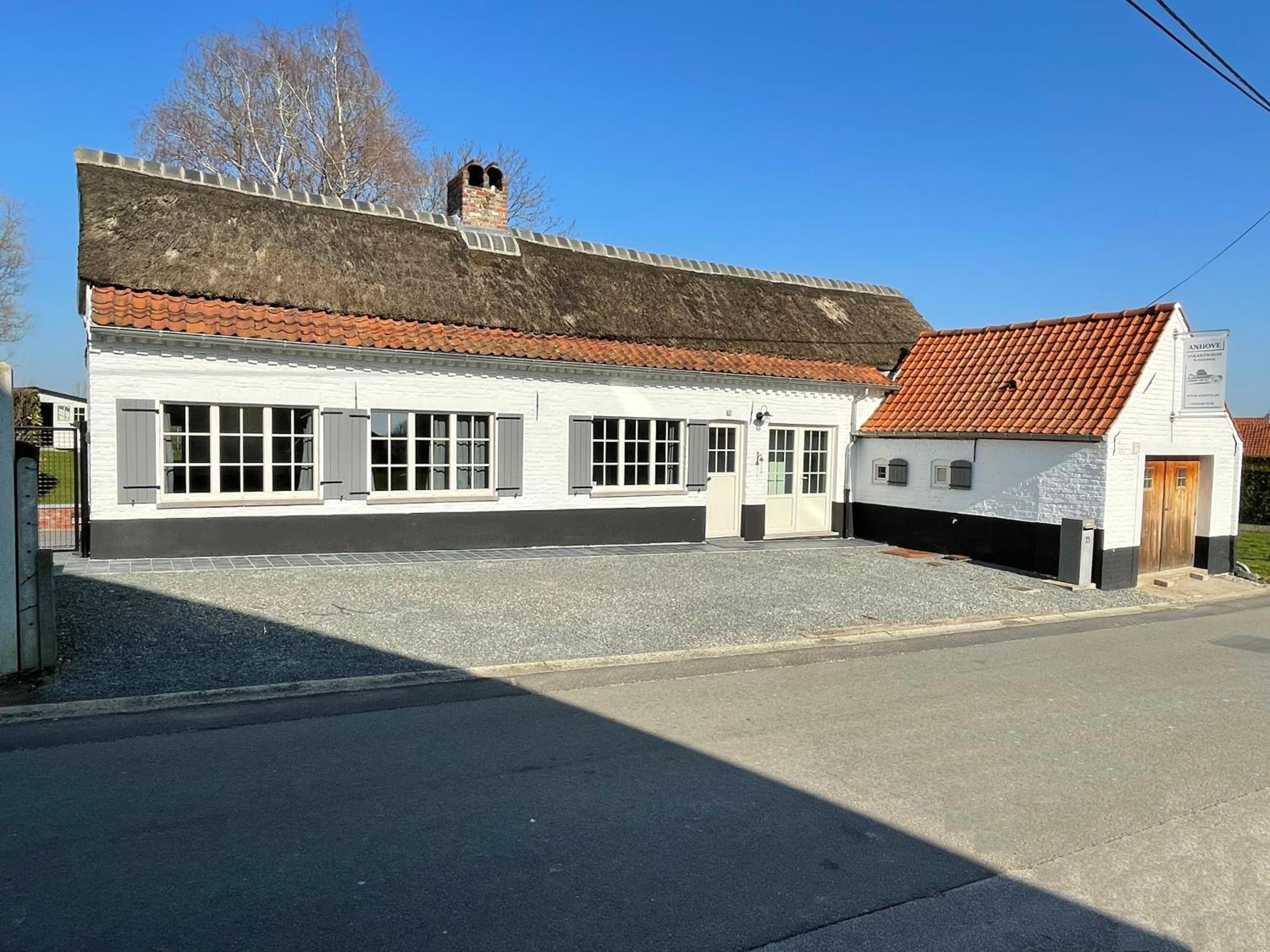 ANHOVE